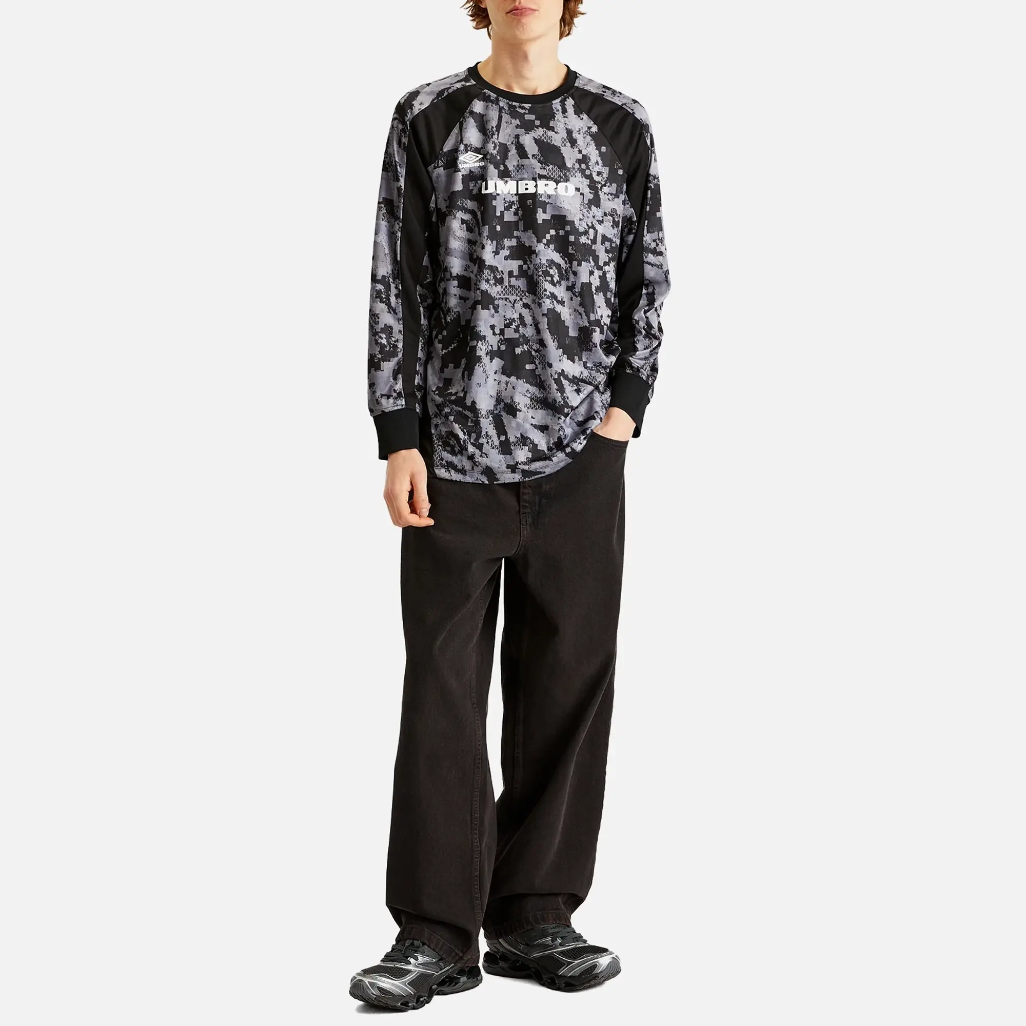 Umbro Taped Digi Long Sleeve Jersey Black Camo