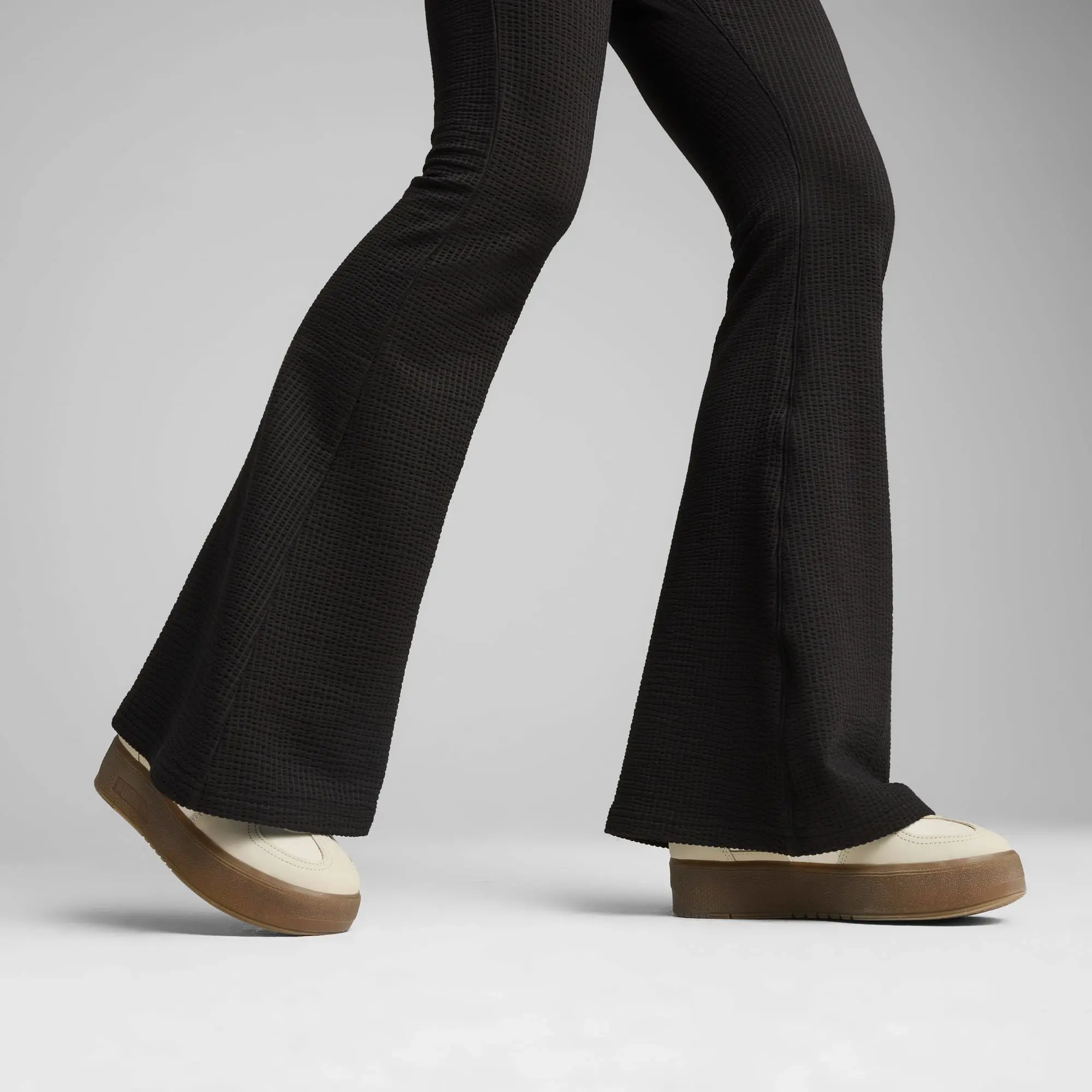 PUMA Dare To Textured Flared Leggings Women, Black