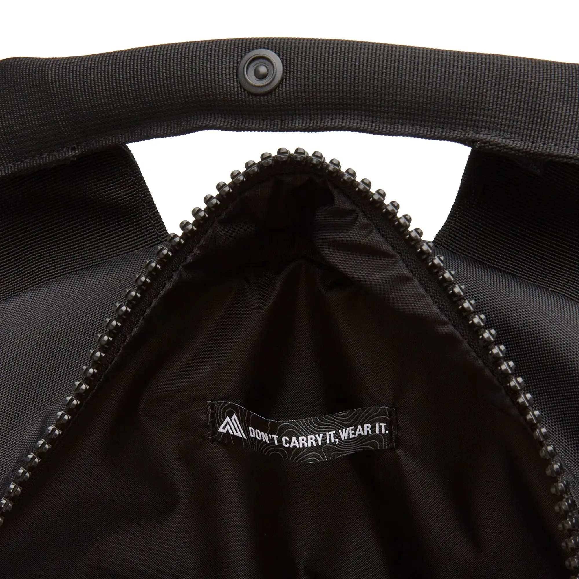 Gregory Jawbreaker Backpack - 22L Jet Black