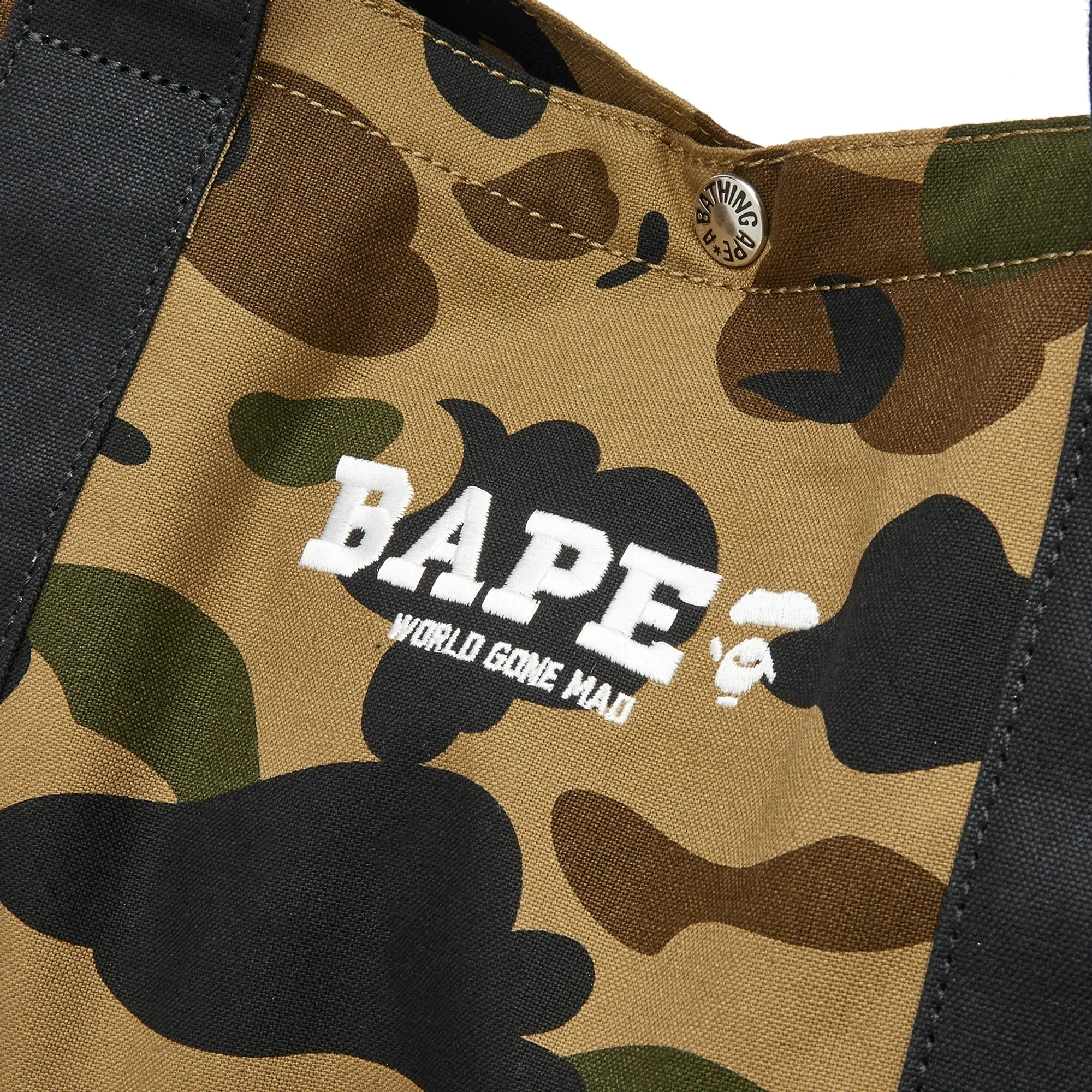 A Bathing Ape Men's 1St Camo 2Way Tote Bag Green