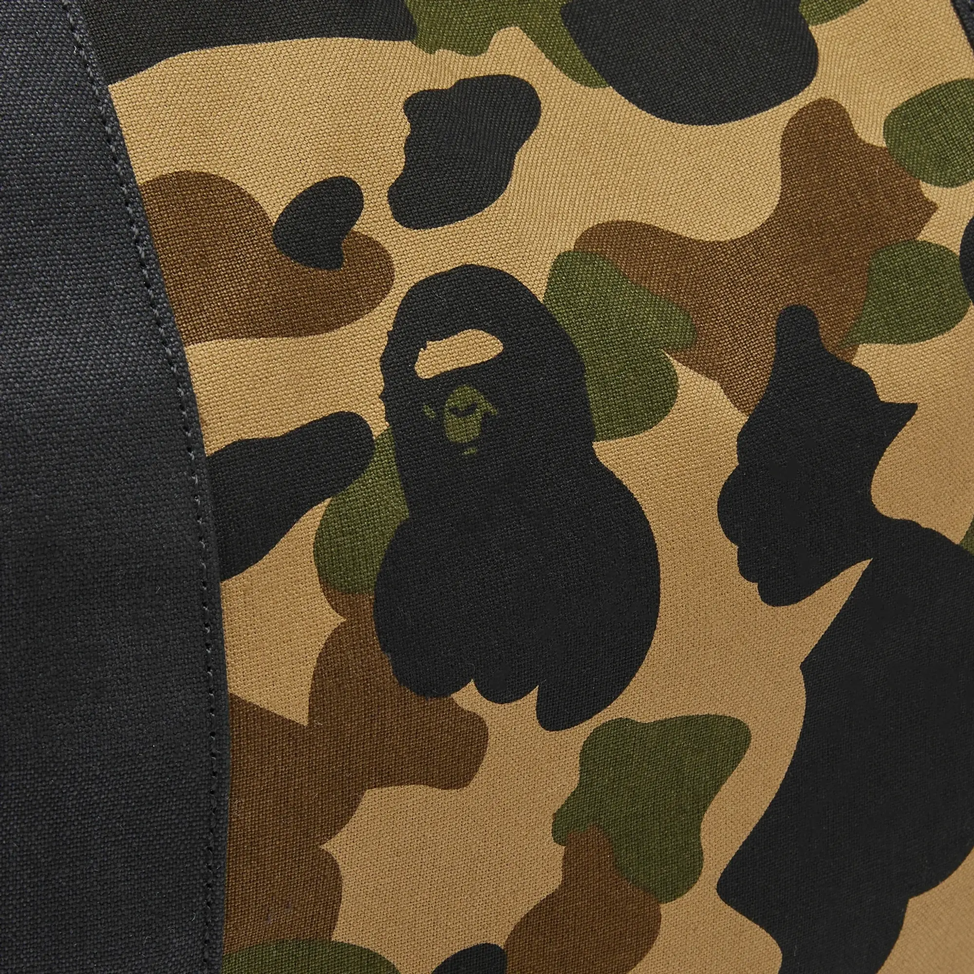 A Bathing Ape Men's 1St Camo 2Way Tote Bag Green