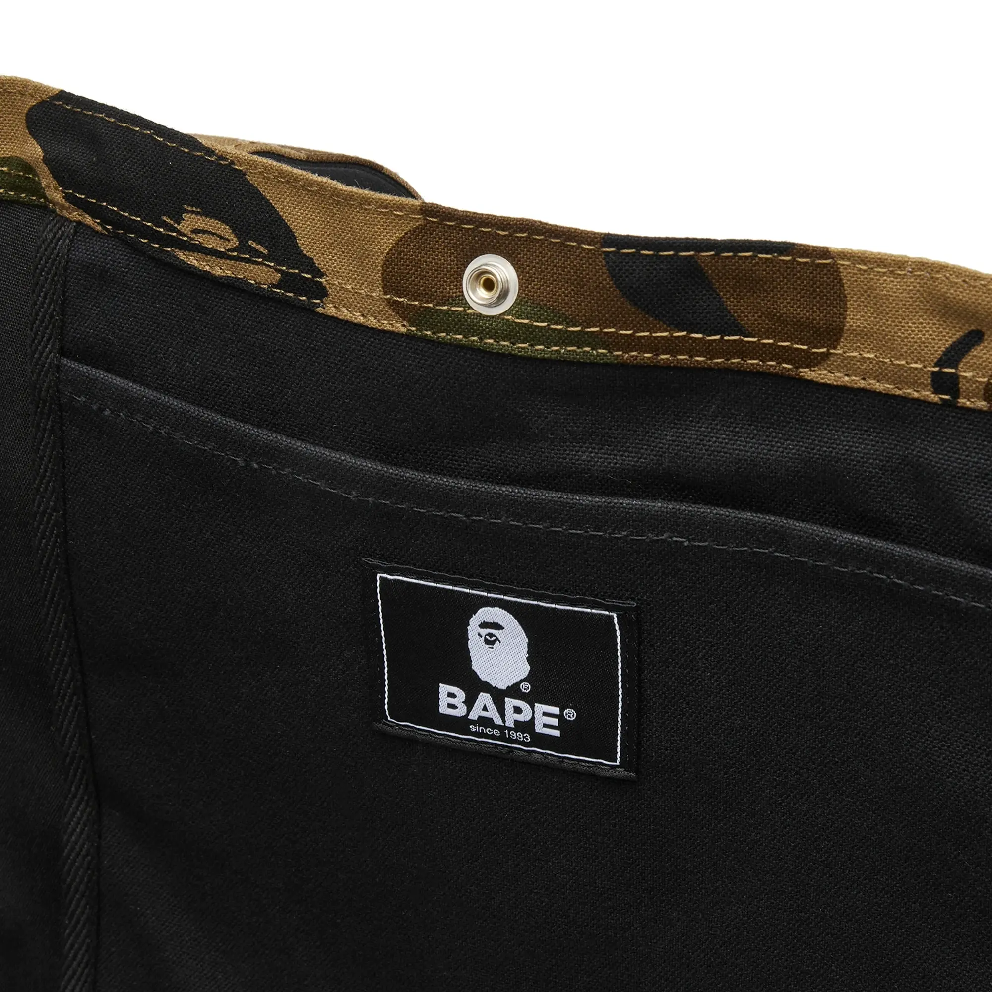 A Bathing Ape Men's 1St Camo 2Way Tote Bag Green