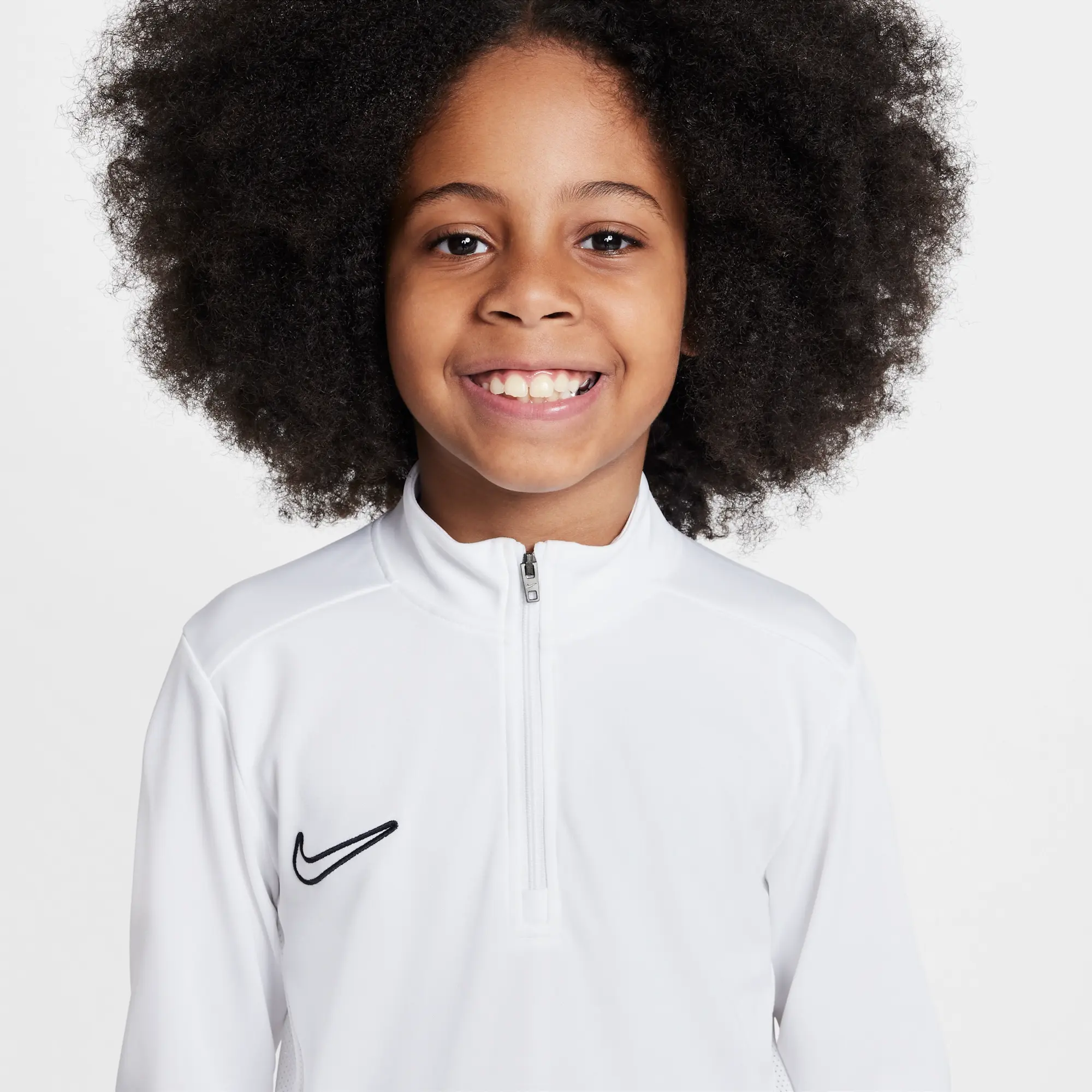 Nike Academy Older Kids' Dri-FIT Long-Sleeve 1/4-Zip Football Drill Top - White - Polyester