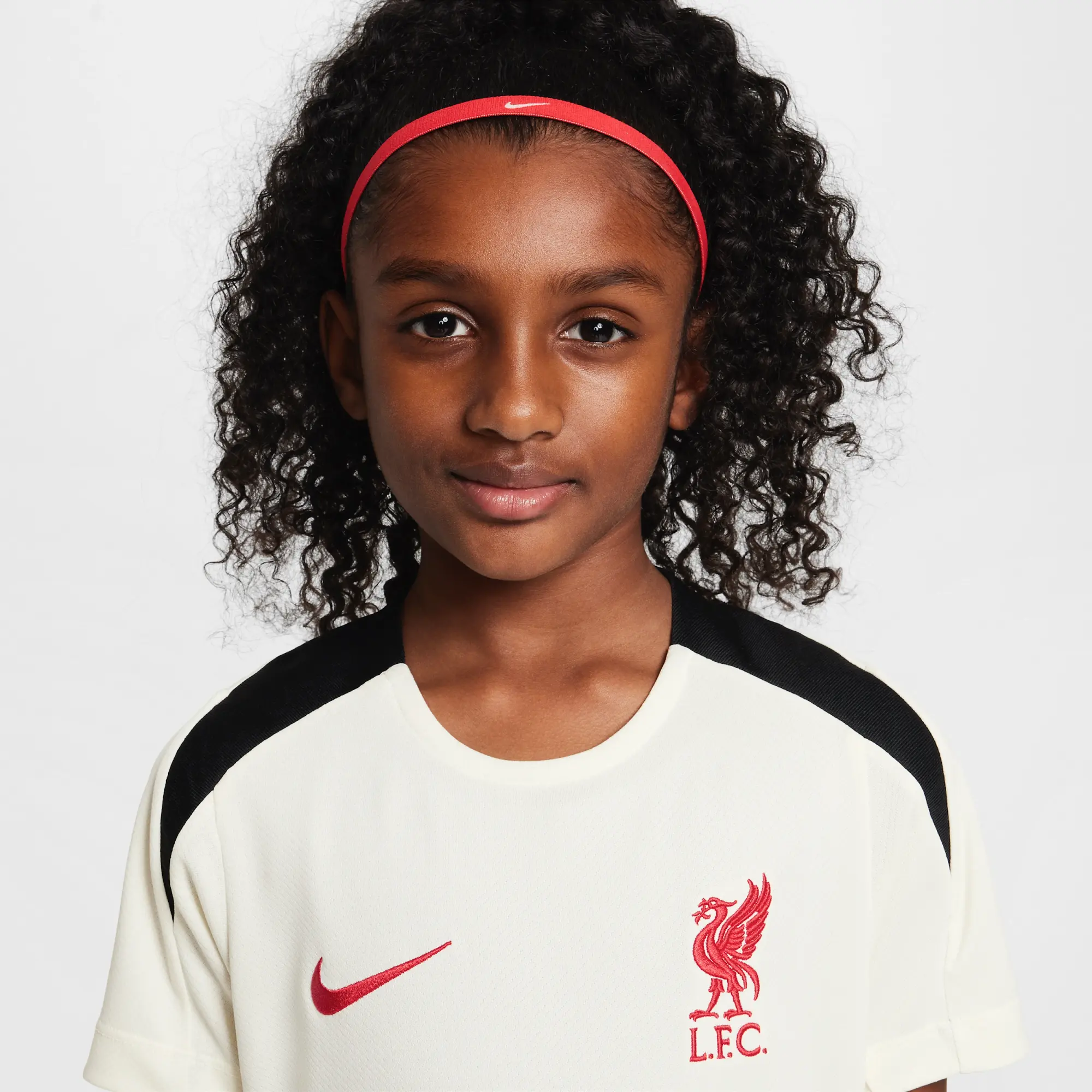 Liverpool F.C. Strike Special Edition Older Kids' Nike Dri-FIT Football Short-Sleeve Knit Top - White - Polyester
