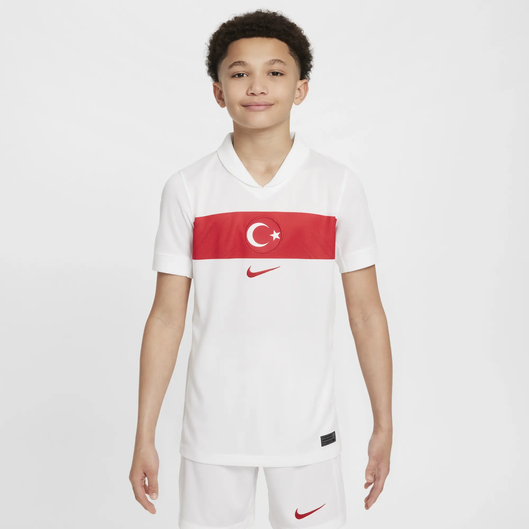 Türkiye 2024/25 Stadium Home Older Kids' Nike Dri-FIT Football Replica Shirt - White - Polyester