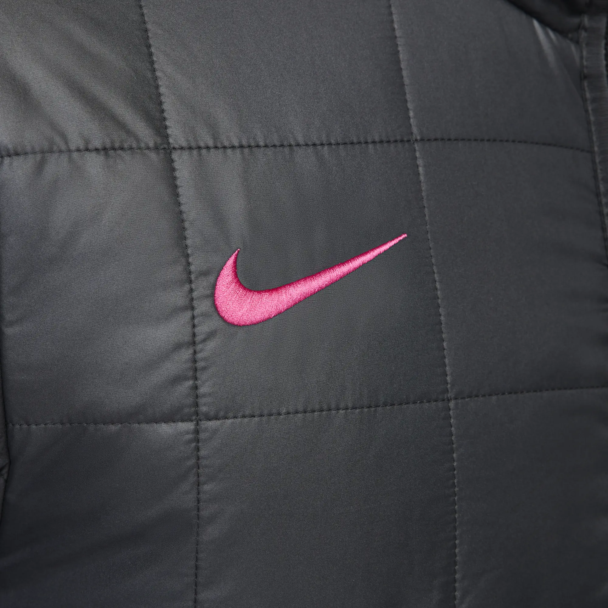 Chelsea F.C. Third Men's Nike Synthetic-Fill Jacket - Black - Polyester