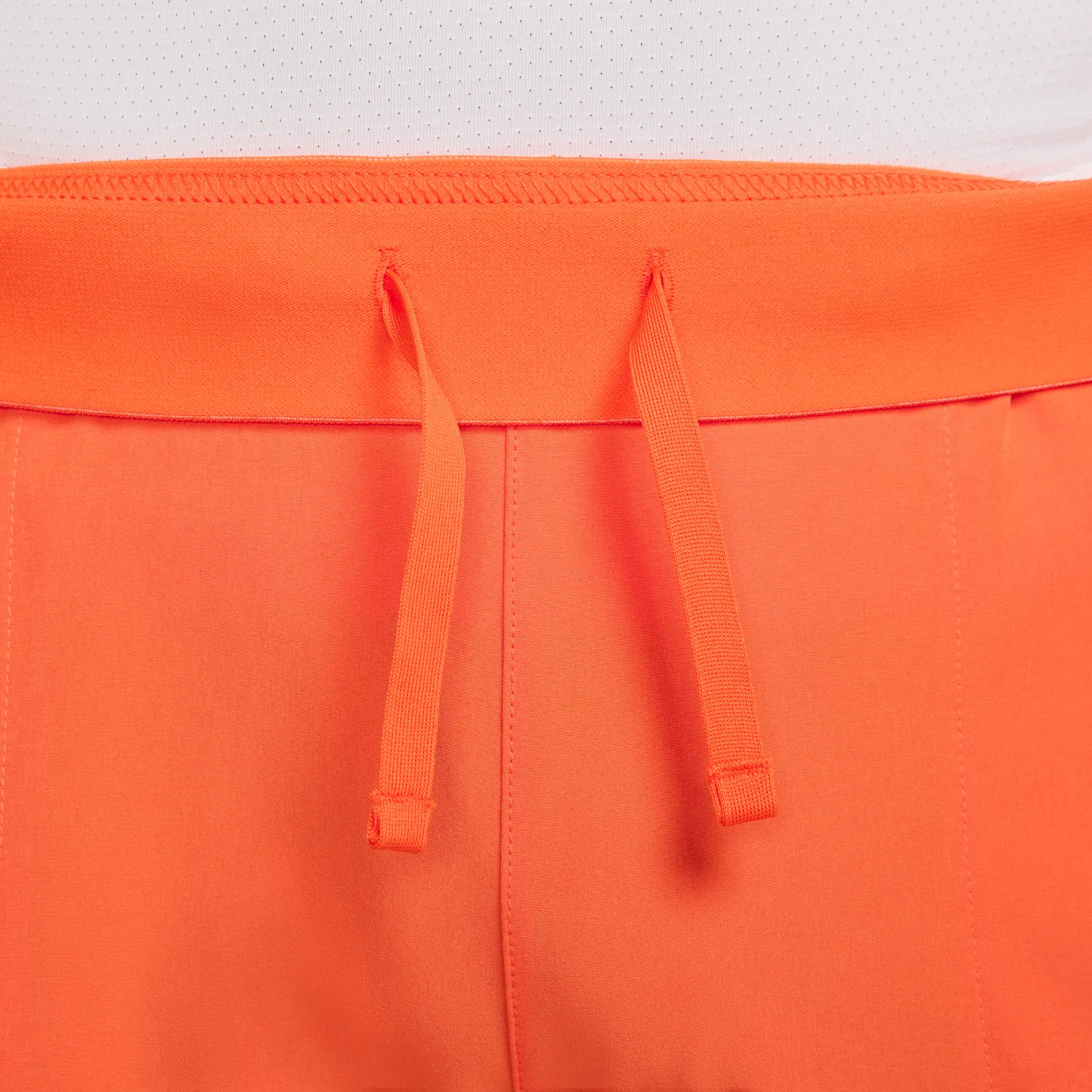 NikeCourt Advantage Men's Dri-FIT 15cm (approx.) Tennis Shorts - Orange - Polyester/Elastane