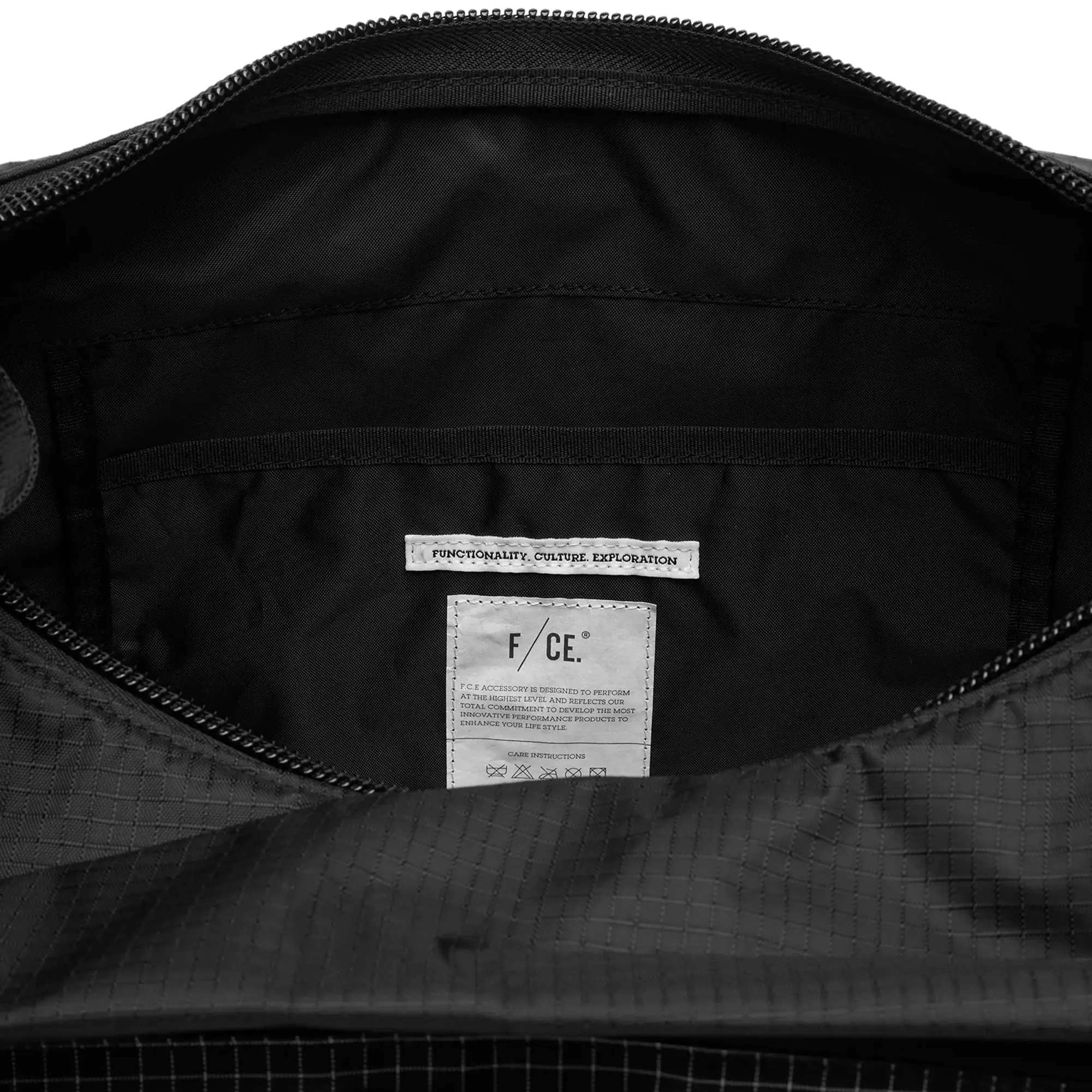 F/CE. Ripstop 2-Way Shoulder Tote Black