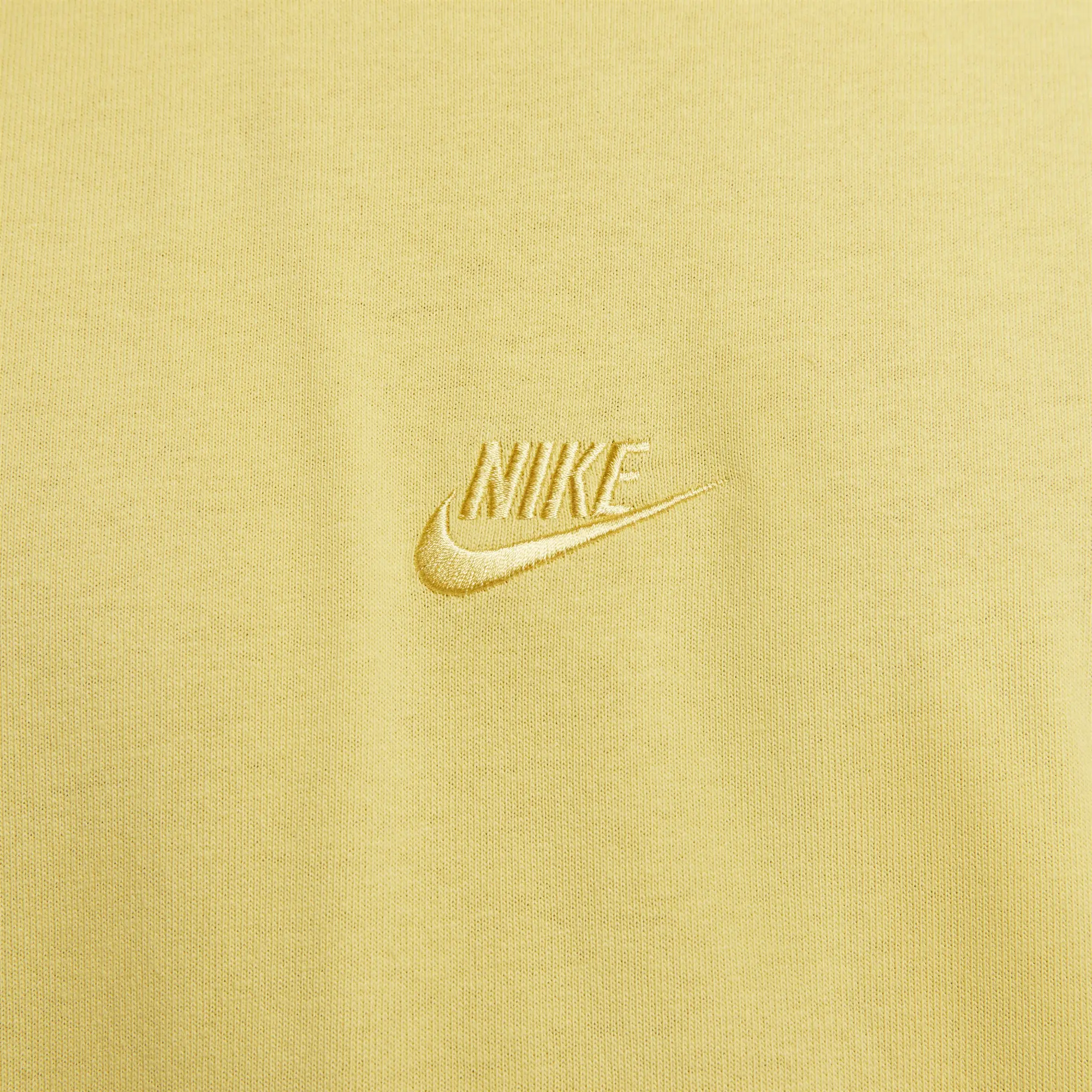 Nike Premium Essentials T-Shirt In Mustard-Yellow