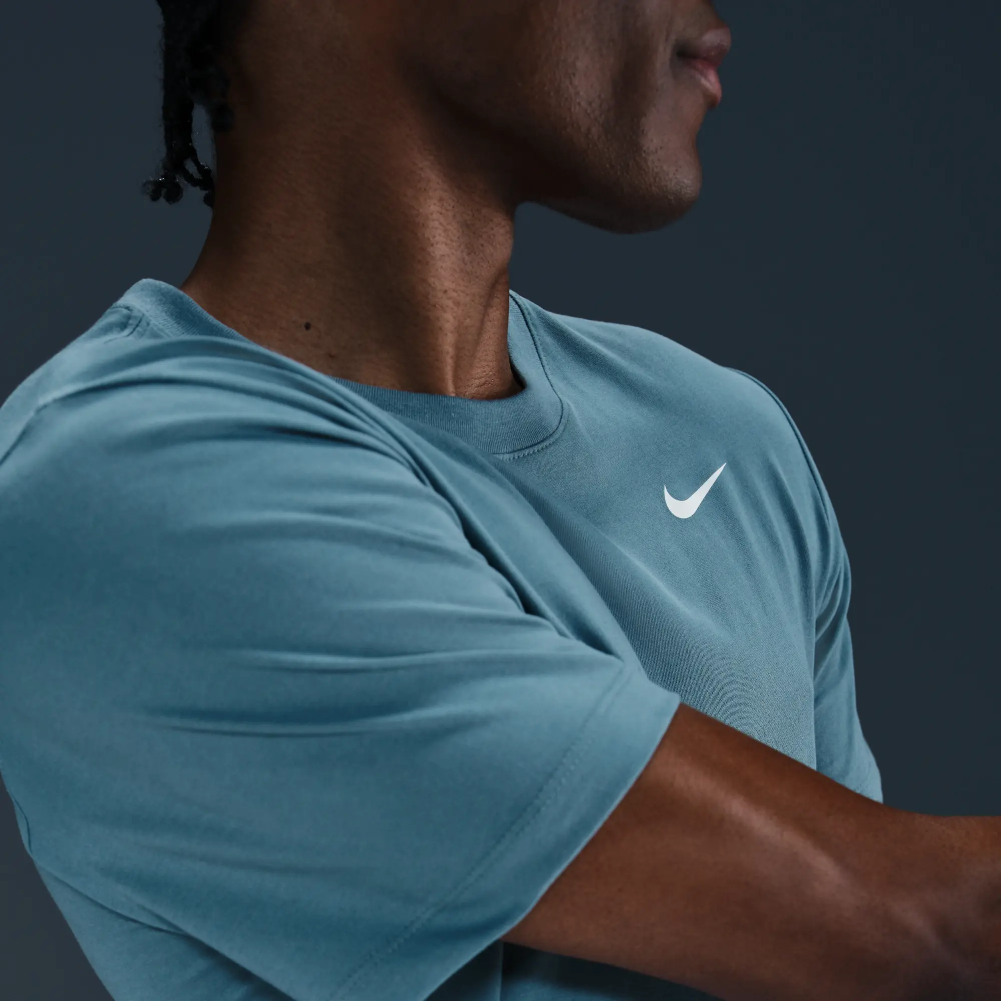 Nike Dri-FIT Men's Fitness T-Shirt - Blue - Cotton/Polyester