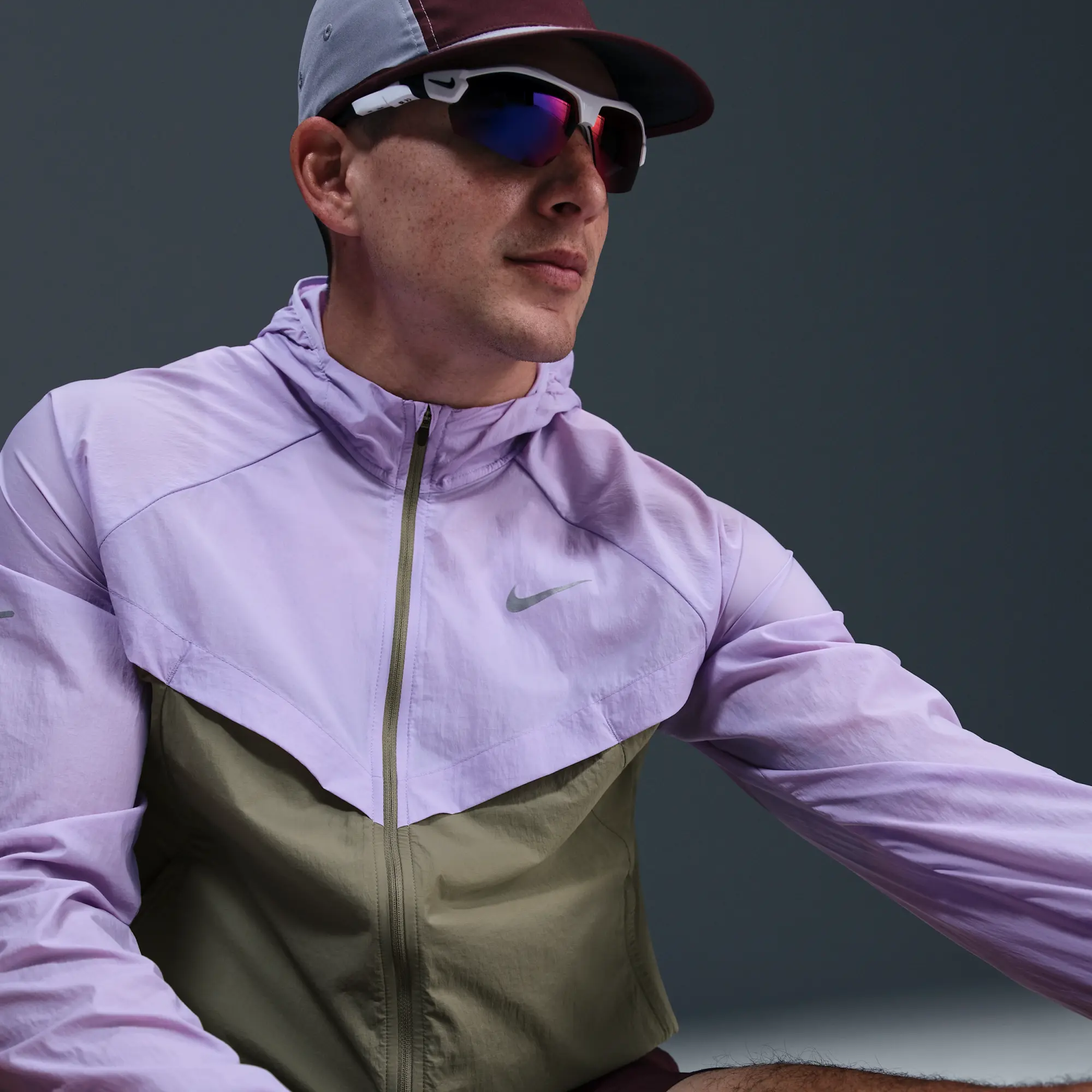 Nike Stride Men's Repel UV Running Jacket - Purple - Nylon