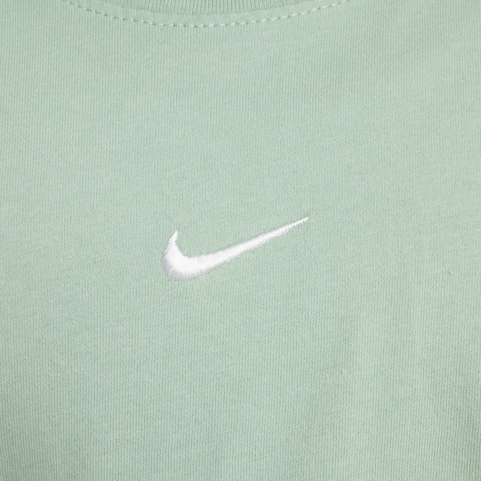 Nike Sportswear Essential Older Kids' (Girls') T-Shirt - Green - Cotton