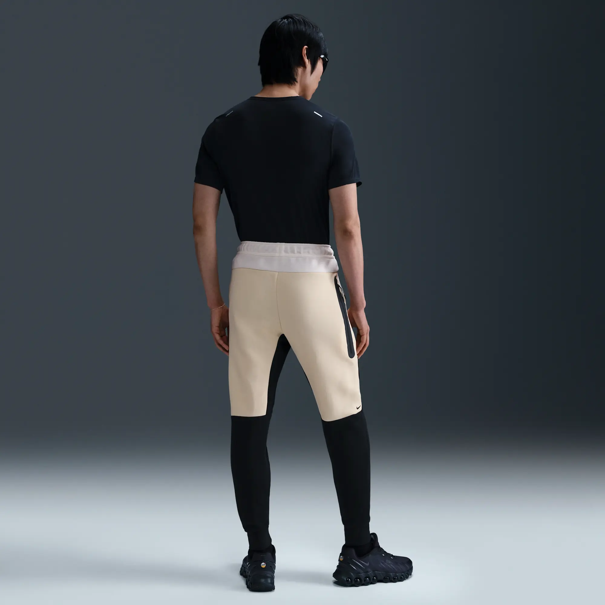 Nike Tech Men's Fleece Joggers - Brown - Cotton/Polyester