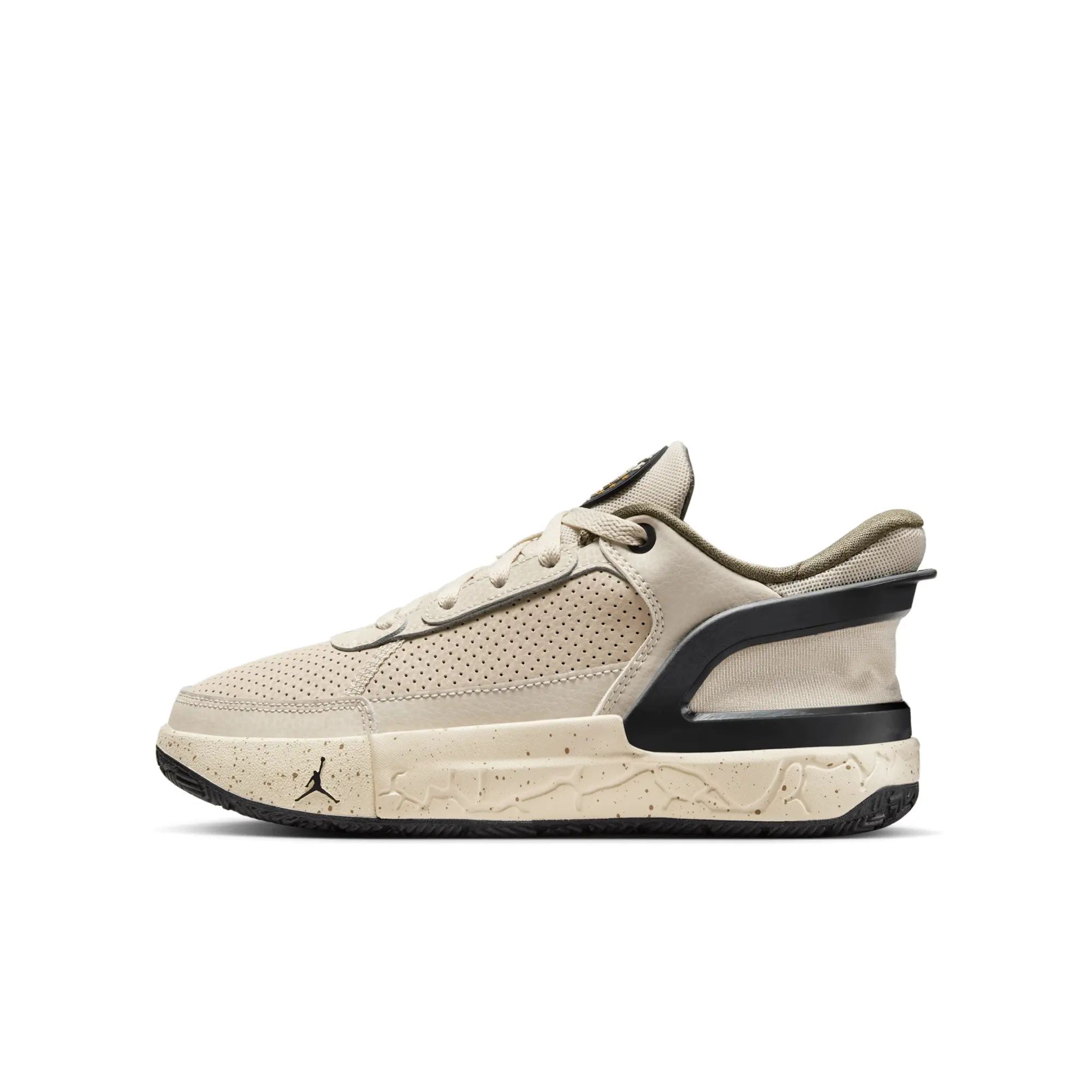 Nike Jordan DAY1 EO Older Kids' Shoes - Brown