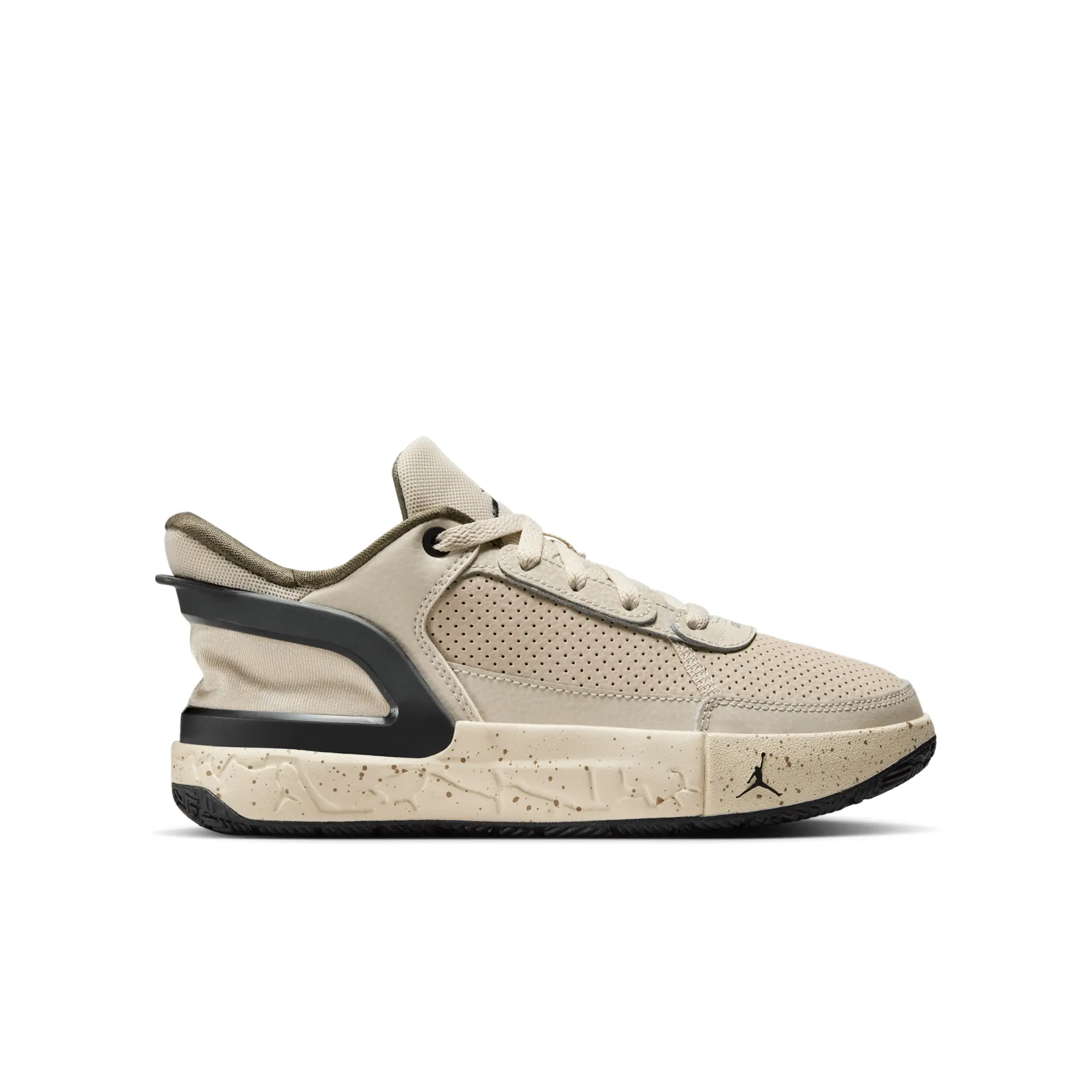 Nike Jordan DAY1 EO Older Kids' Shoes - Brown