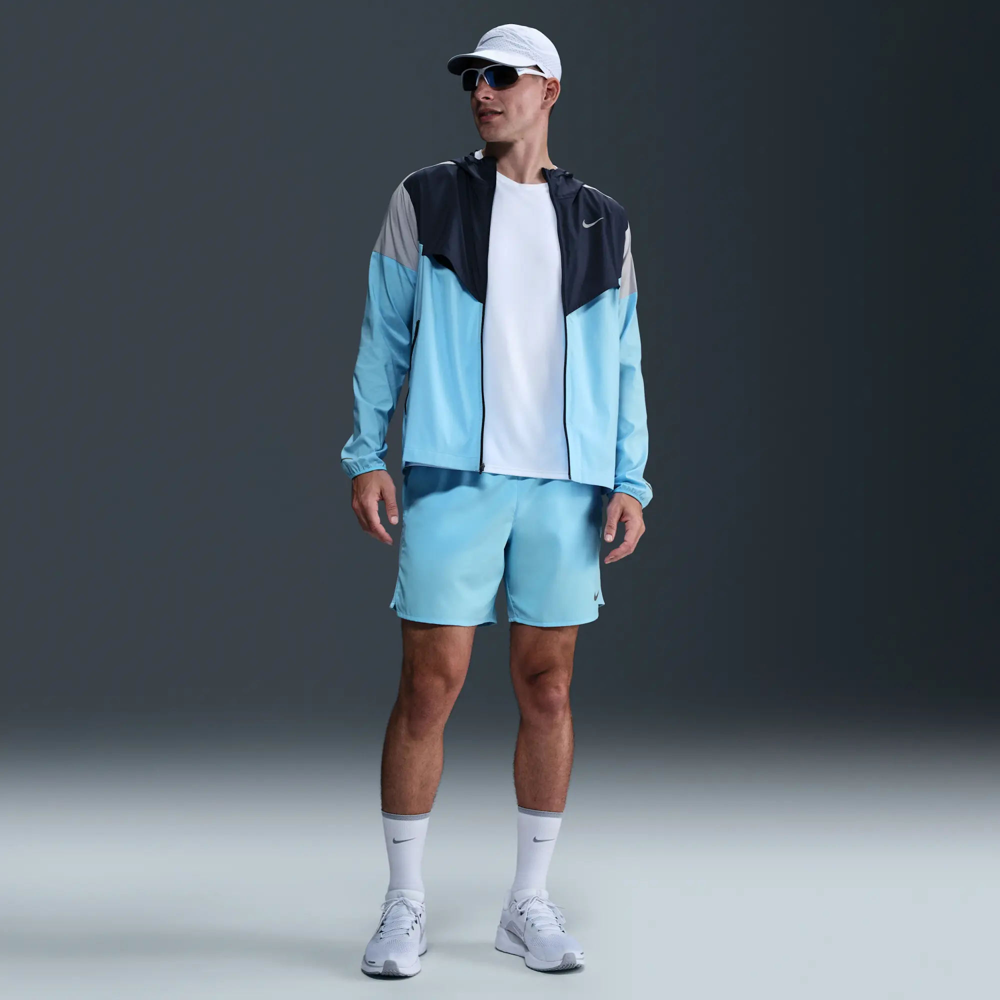Nike Impossibly Light Windrunner Men's Running Jacket - Blue - Polyester/Elastane