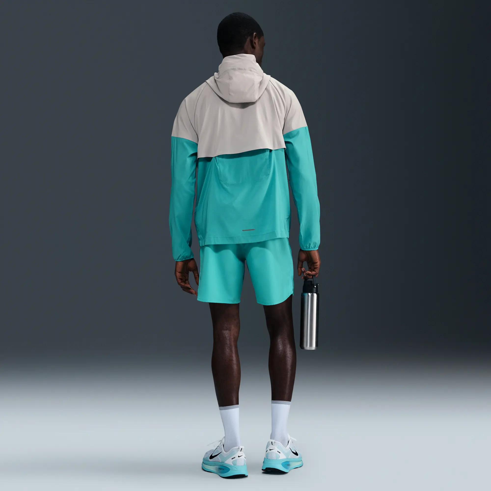 Nike Impossibly Light Windrunner Men's Running Jacket - Grey - Polyester/Elastane