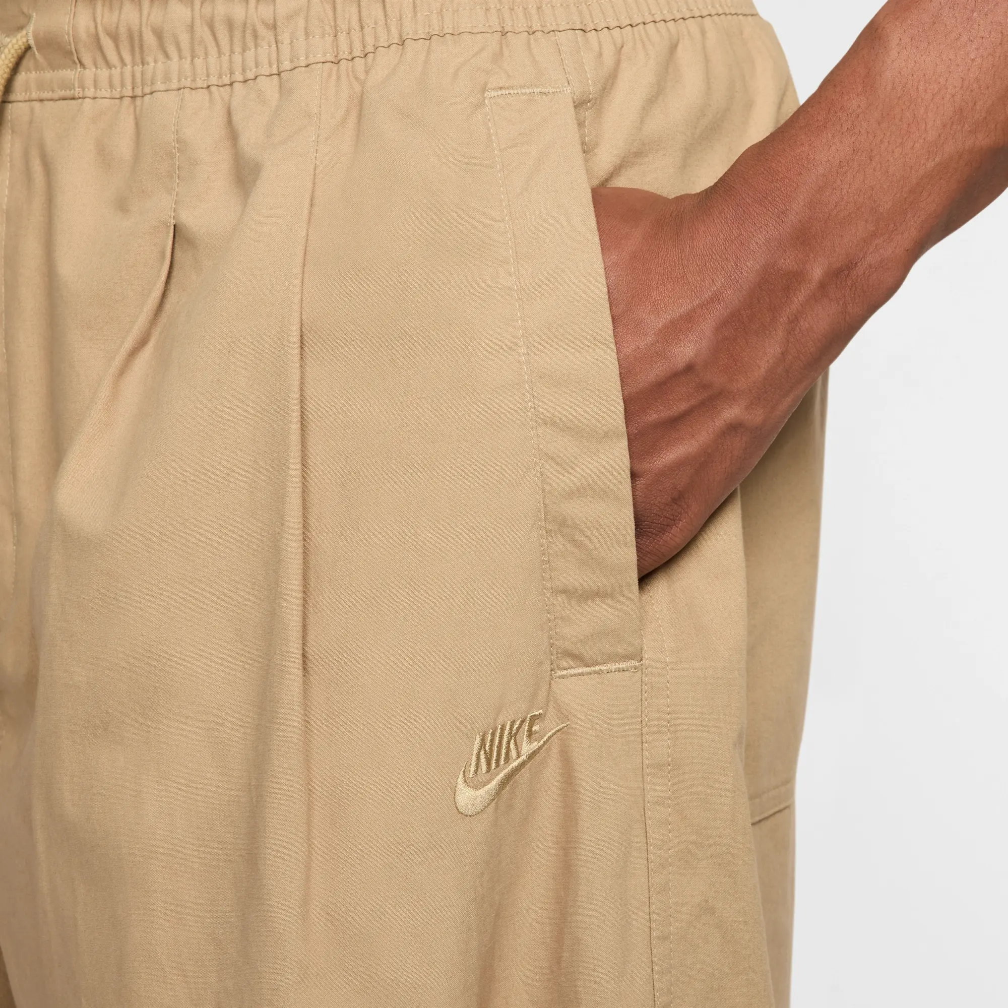 Nike Club Men's Balloon Trousers - Brown