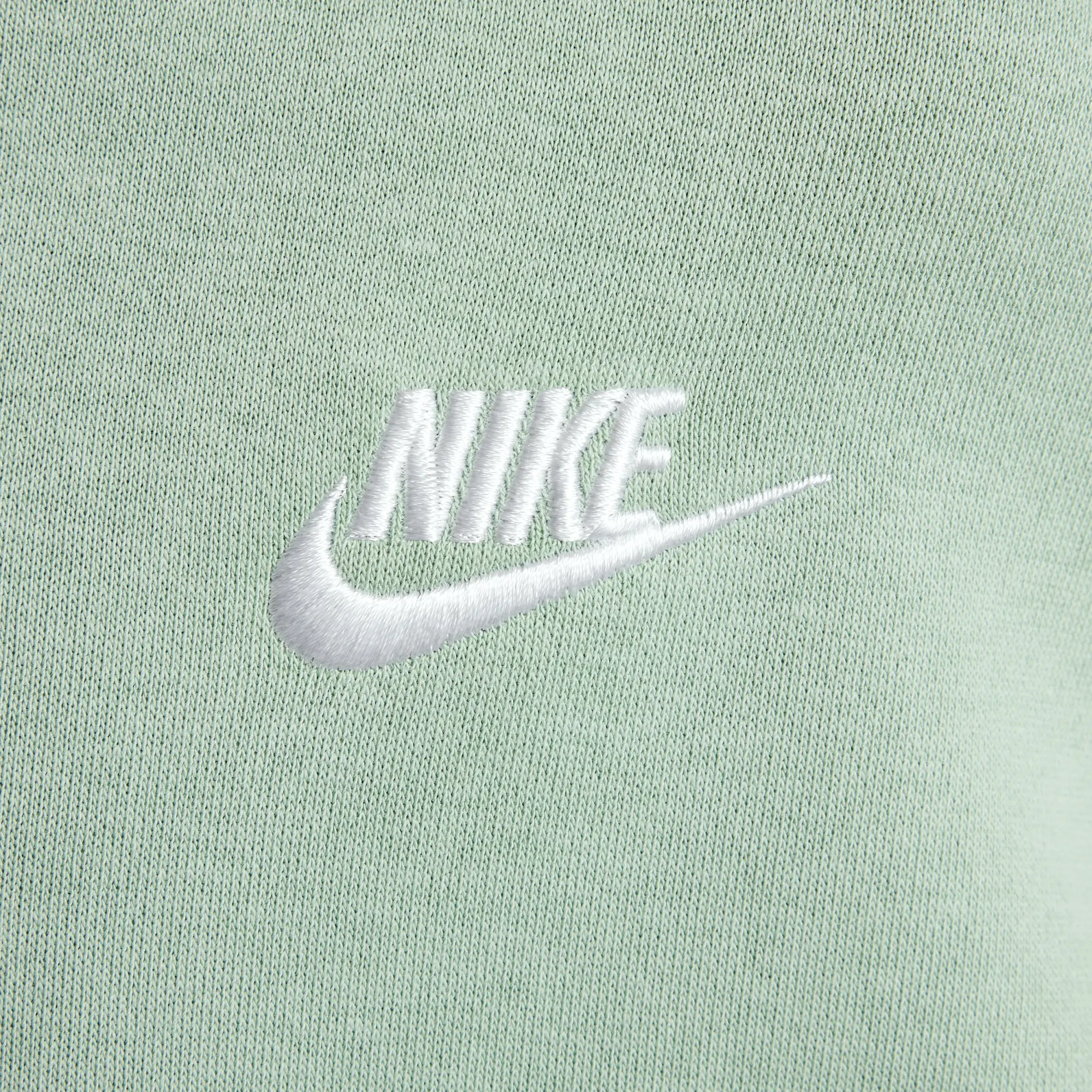 Nike Sportswear Club Fleece Girls' Boxy Crew-Neck Sweatshirt - Green - Fleece > Club Fleece