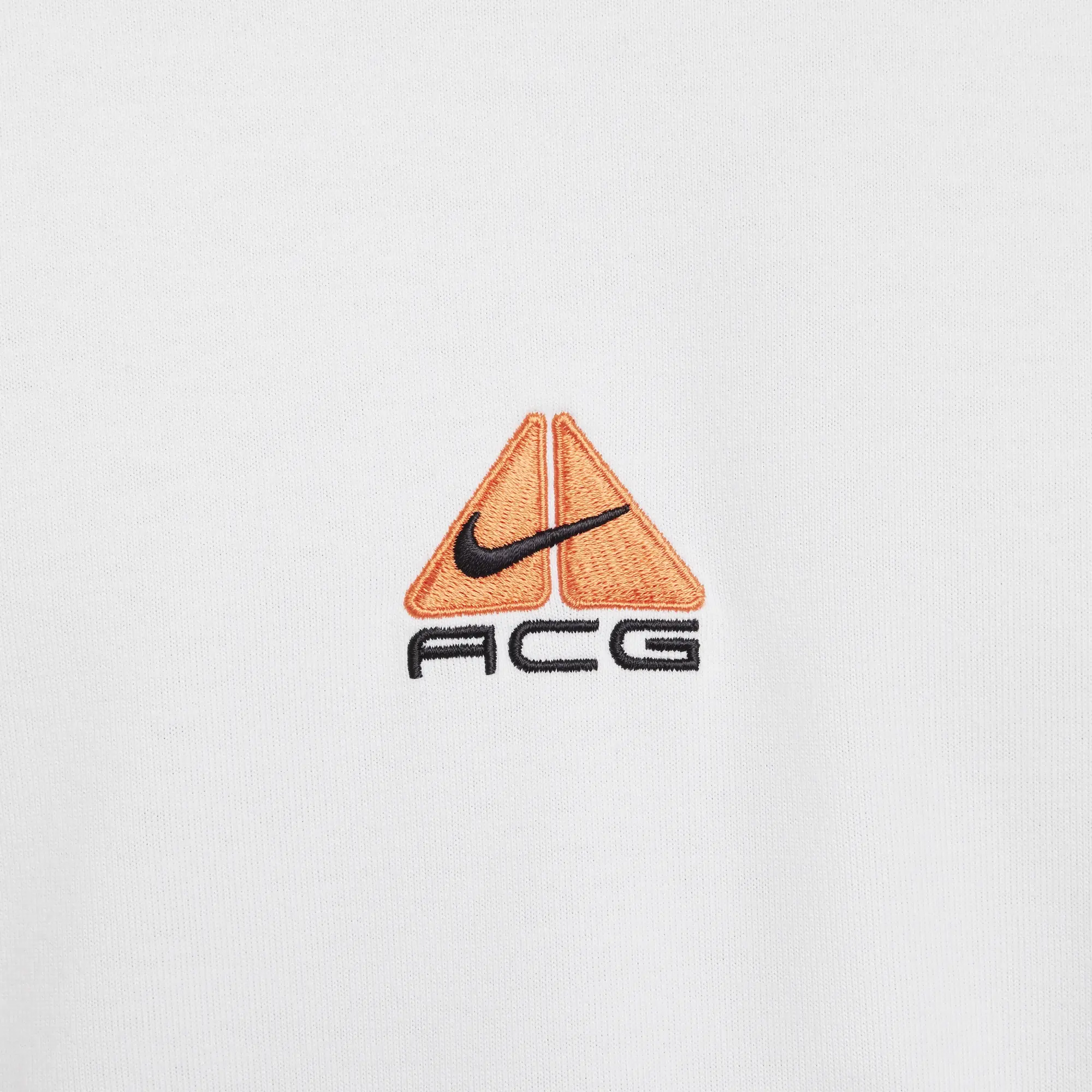Nike ACG 'Lungs' Men's Long-Sleeve T-Shirt - White - Polyester/Cotton