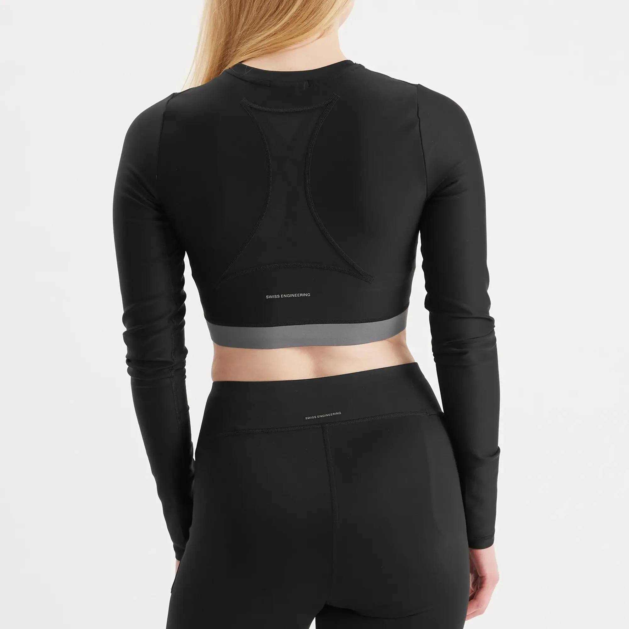 ON Women's Train LON Women'sg Sleeve Crop Top Black