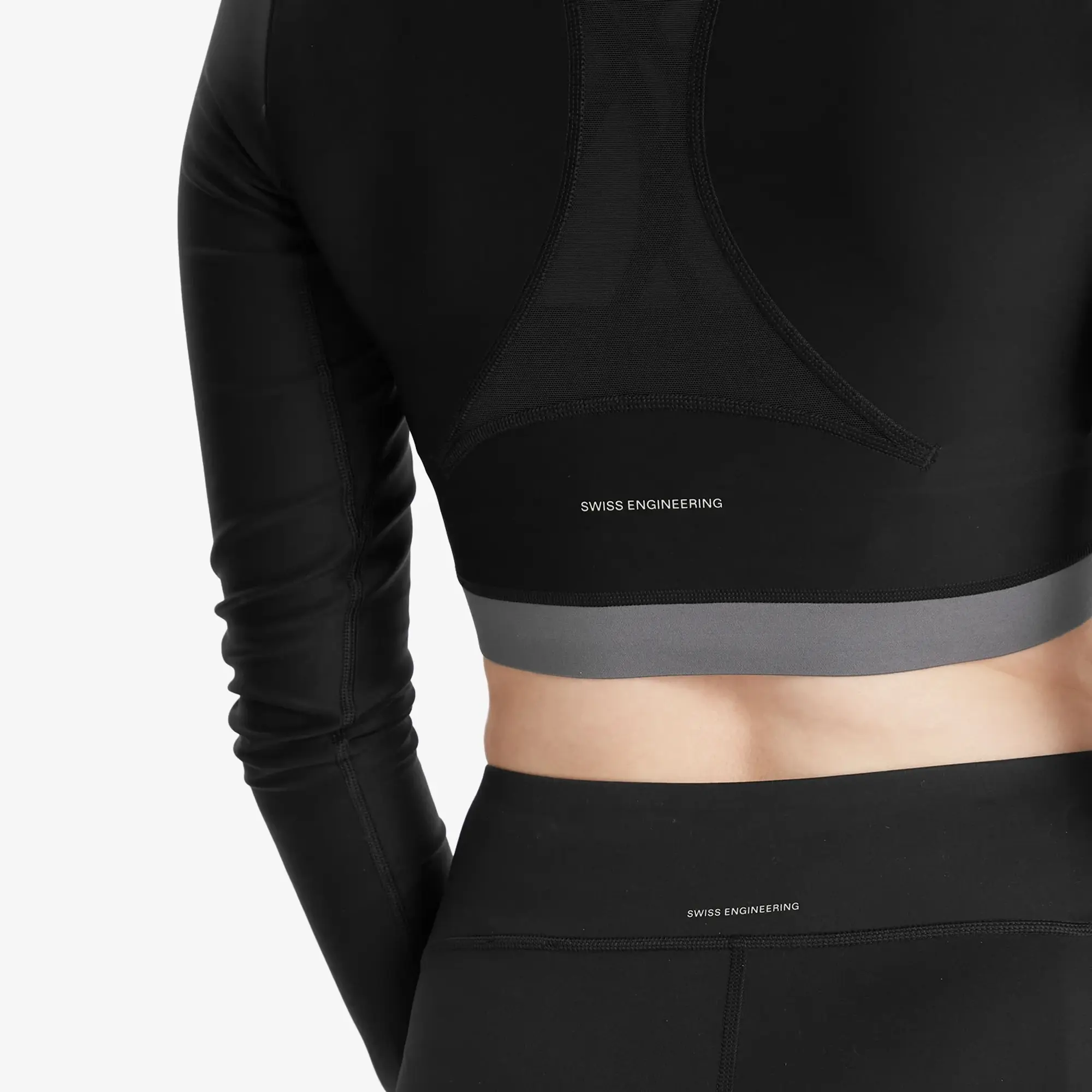 ON Women's Train LON Women'sg Sleeve Crop Top Black