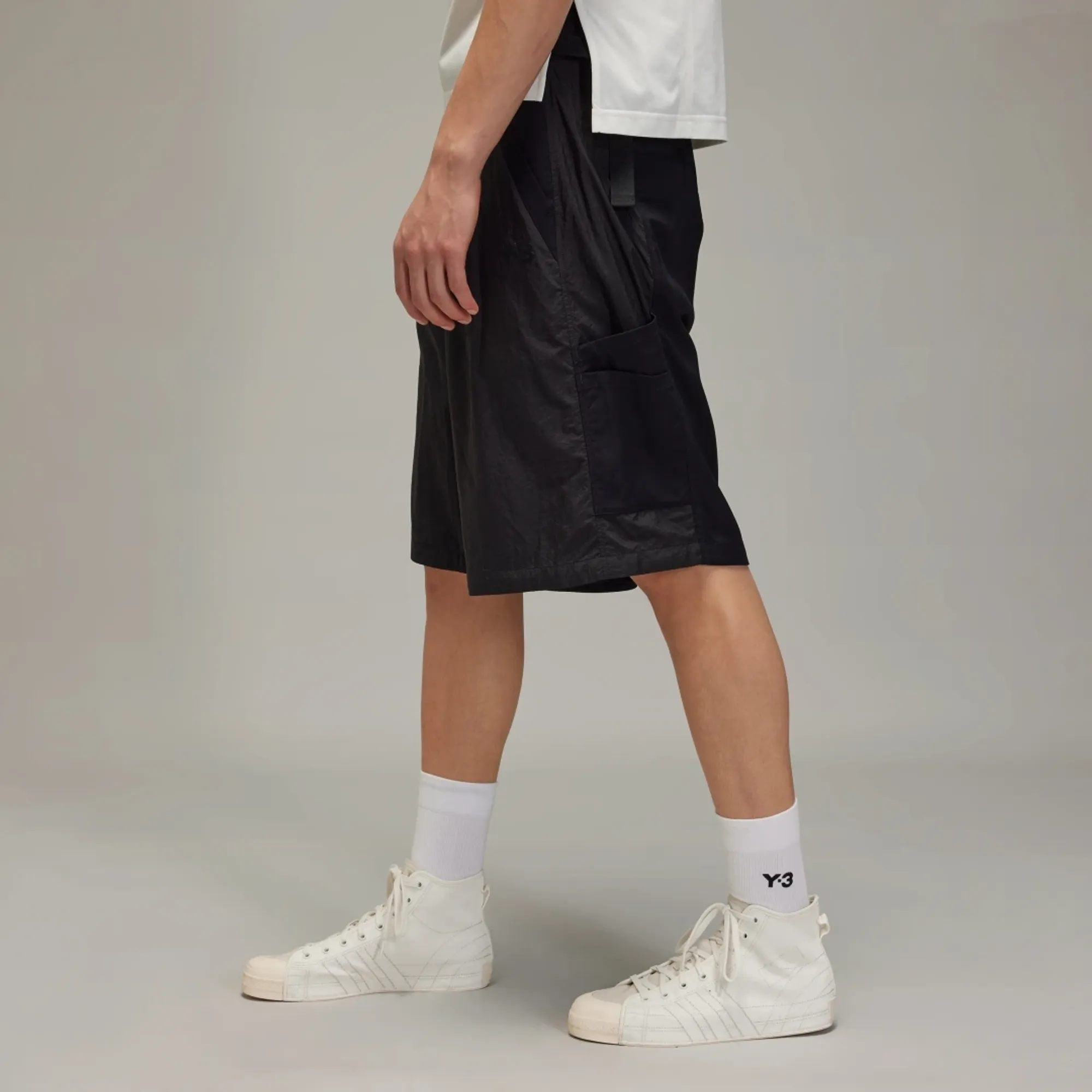 In4398 adidas Y-3 Ultralight Nylon Pants | JN4911 | FOOTY.COM