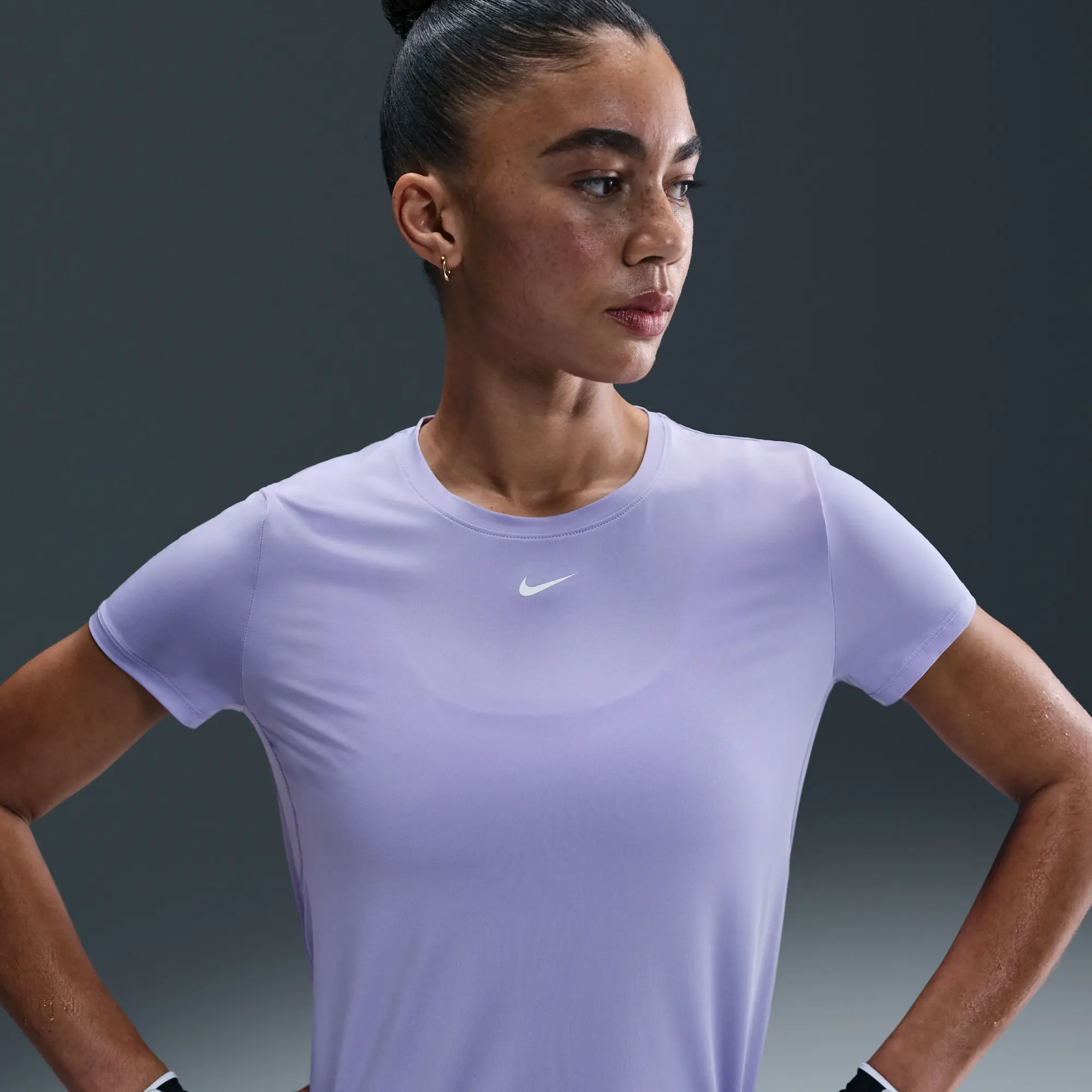 Nike One Classic Women's Dri-FIT Short-Sleeve Top - Purple - Polyester/Elastane