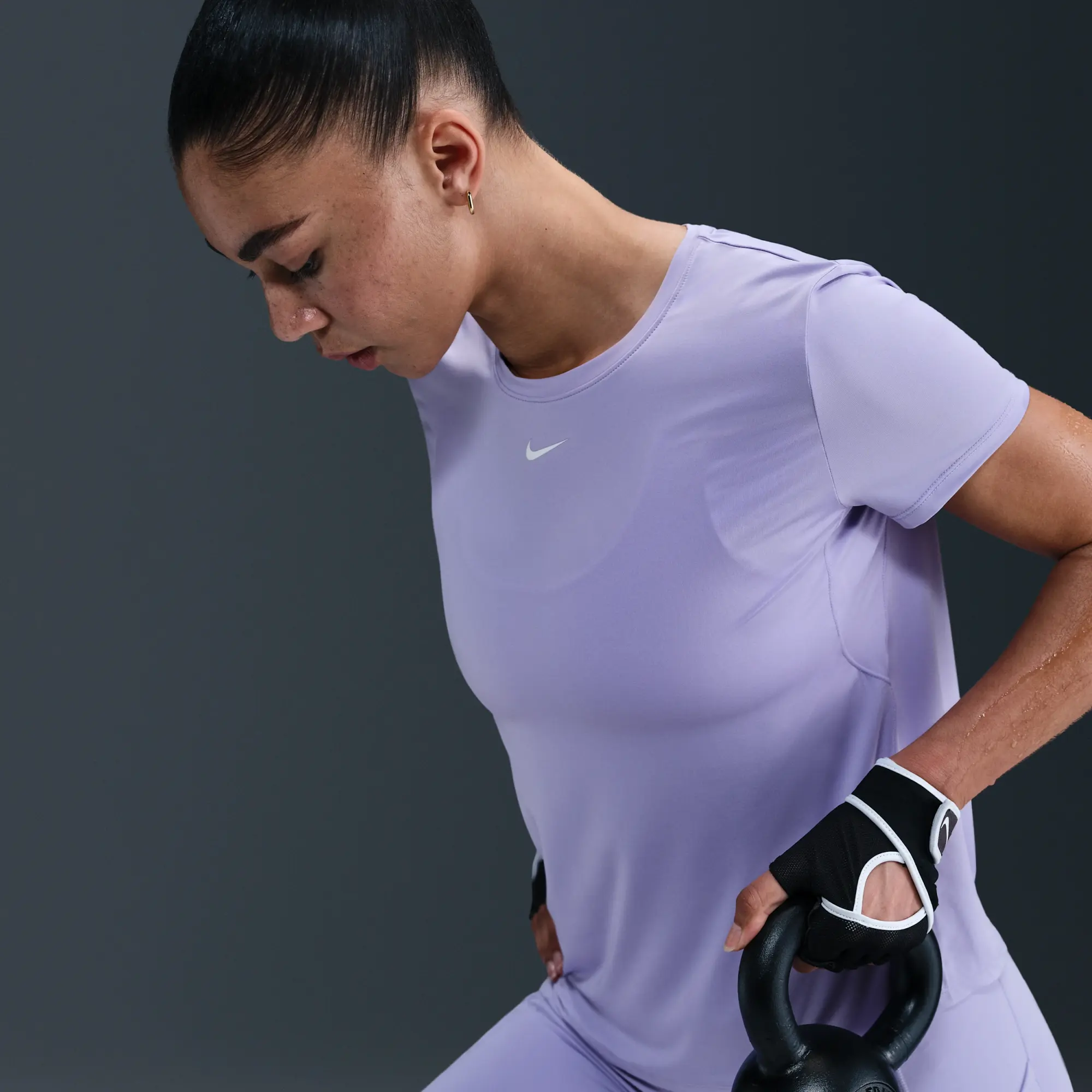 Nike One Classic Women's Dri-FIT Short-Sleeve Top - Purple - Polyester/Elastane