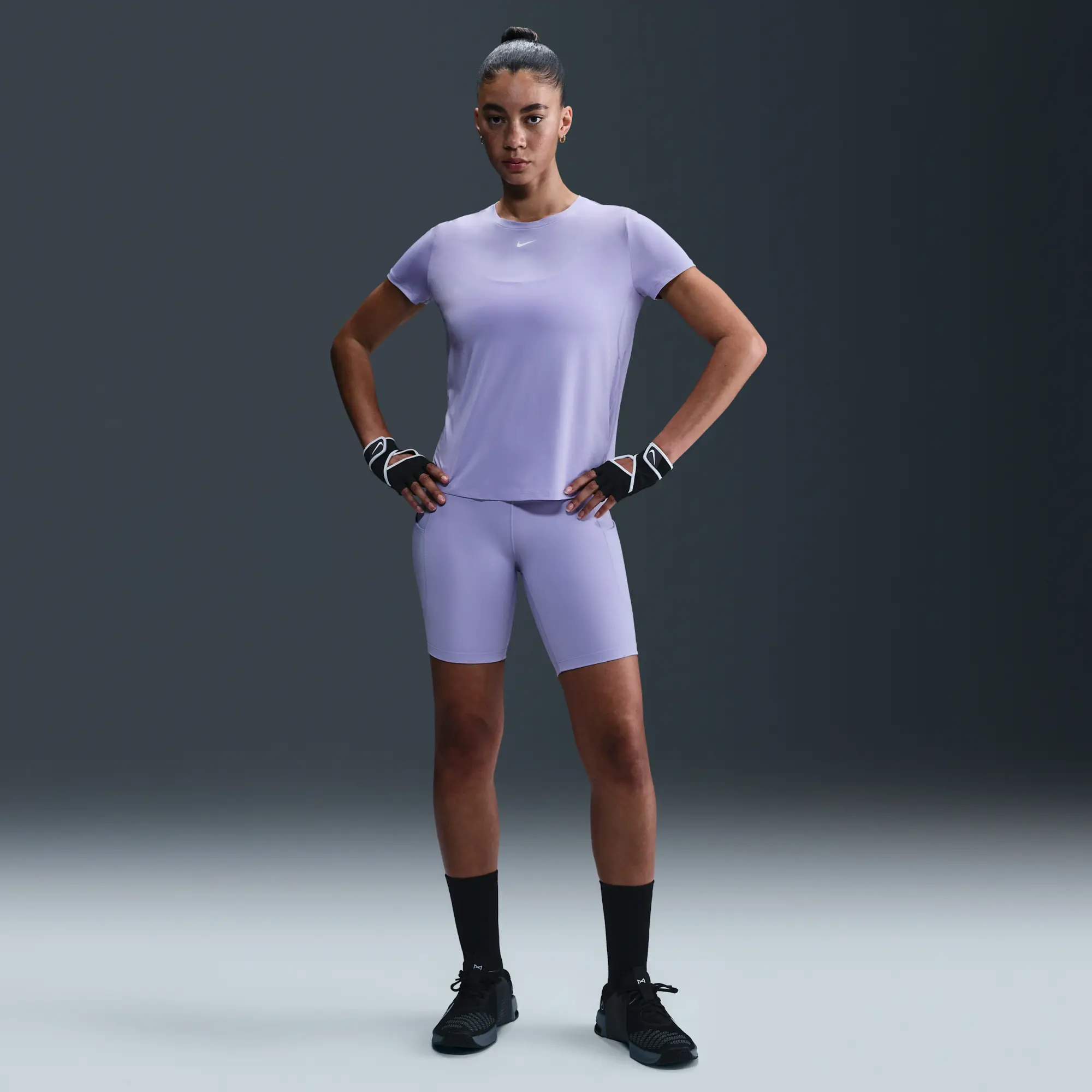 Nike One Classic Women's Dri-FIT Short-Sleeve Top - Purple - Polyester/Elastane