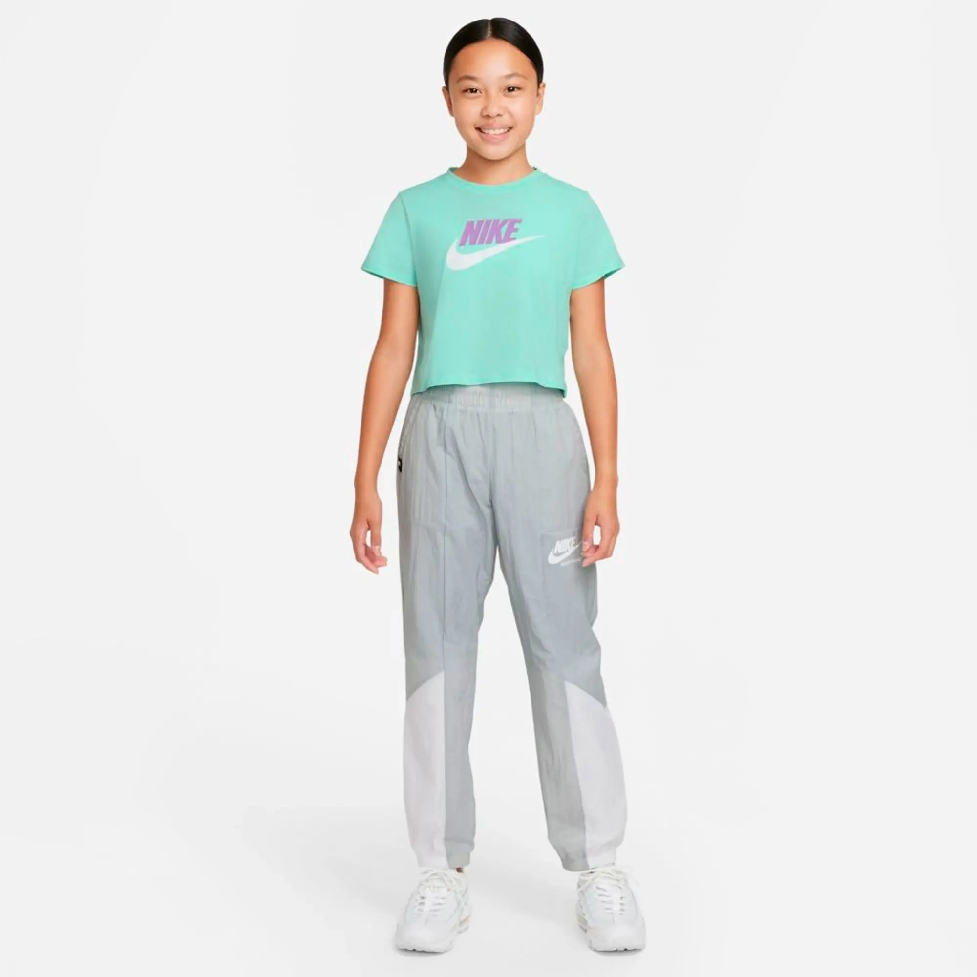 Nike Sportswear Cropped Short Sleeve T-shirt