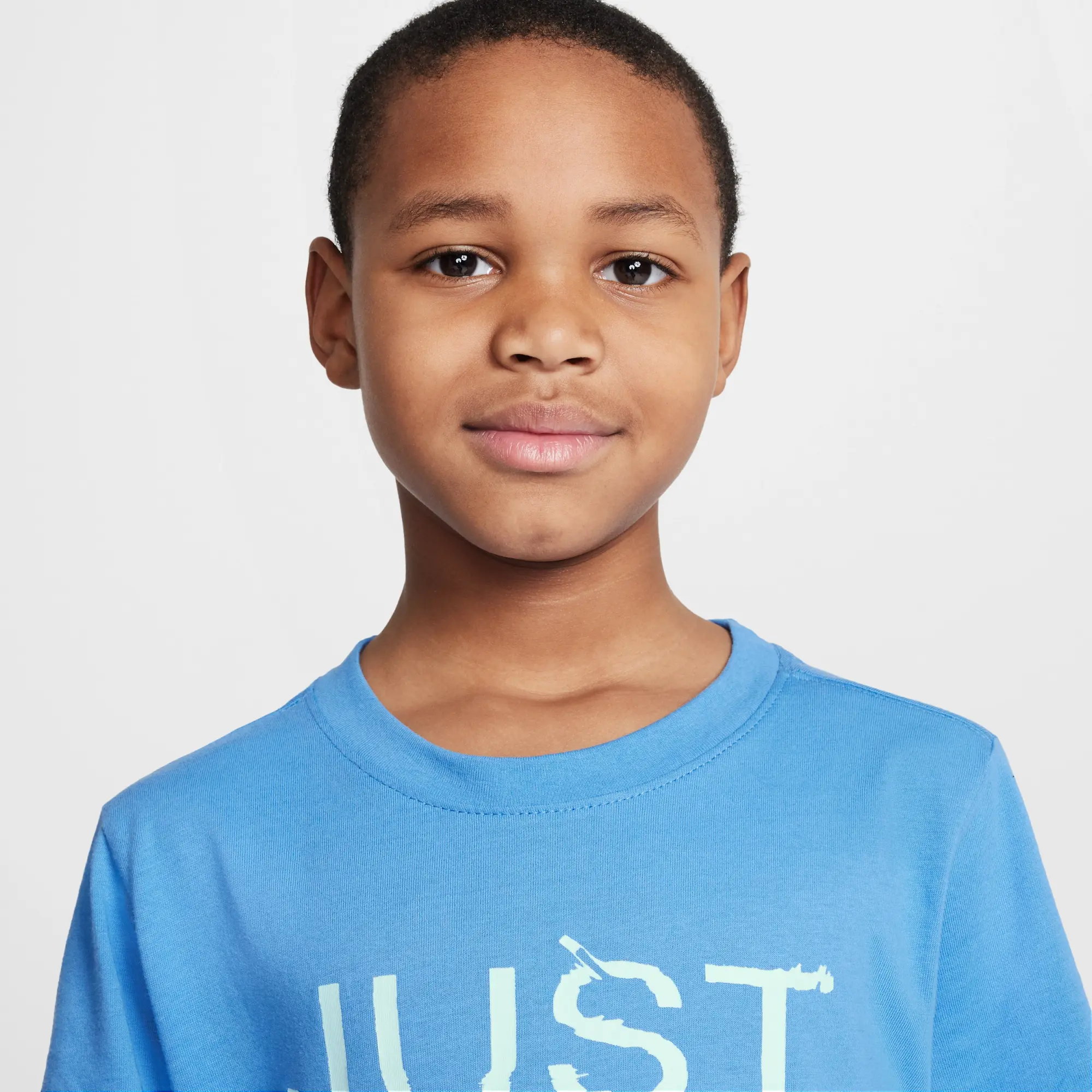 Nike Sportswear Older Kids' T-Shirt - Blue