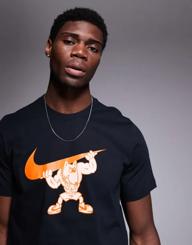 Nike Gym Dog T-Shirt, Black | HJ3680-010 | FOOTY.COM