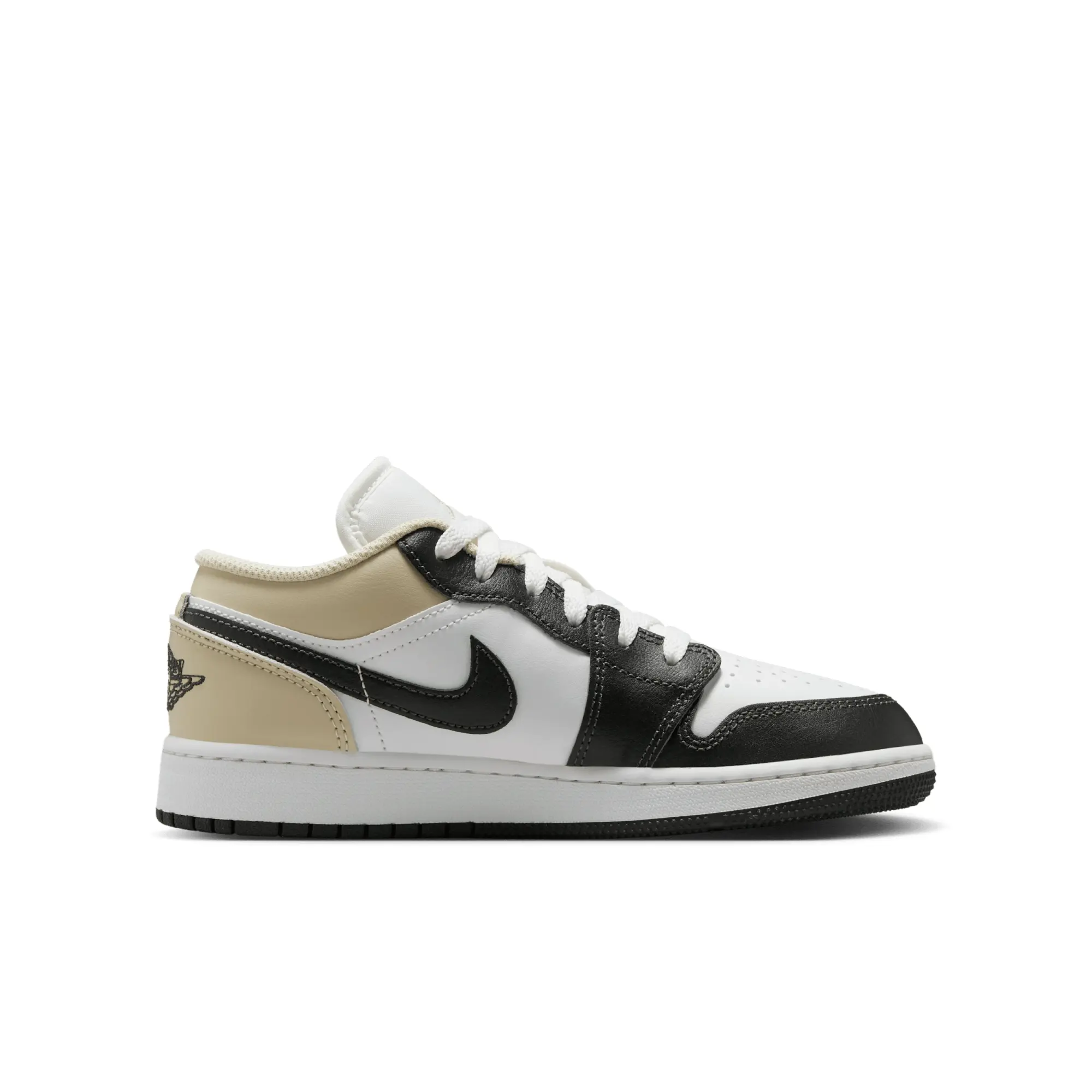 Nike Jordan Nike Air Jordan 1 Low Older Kids' Shoes - White