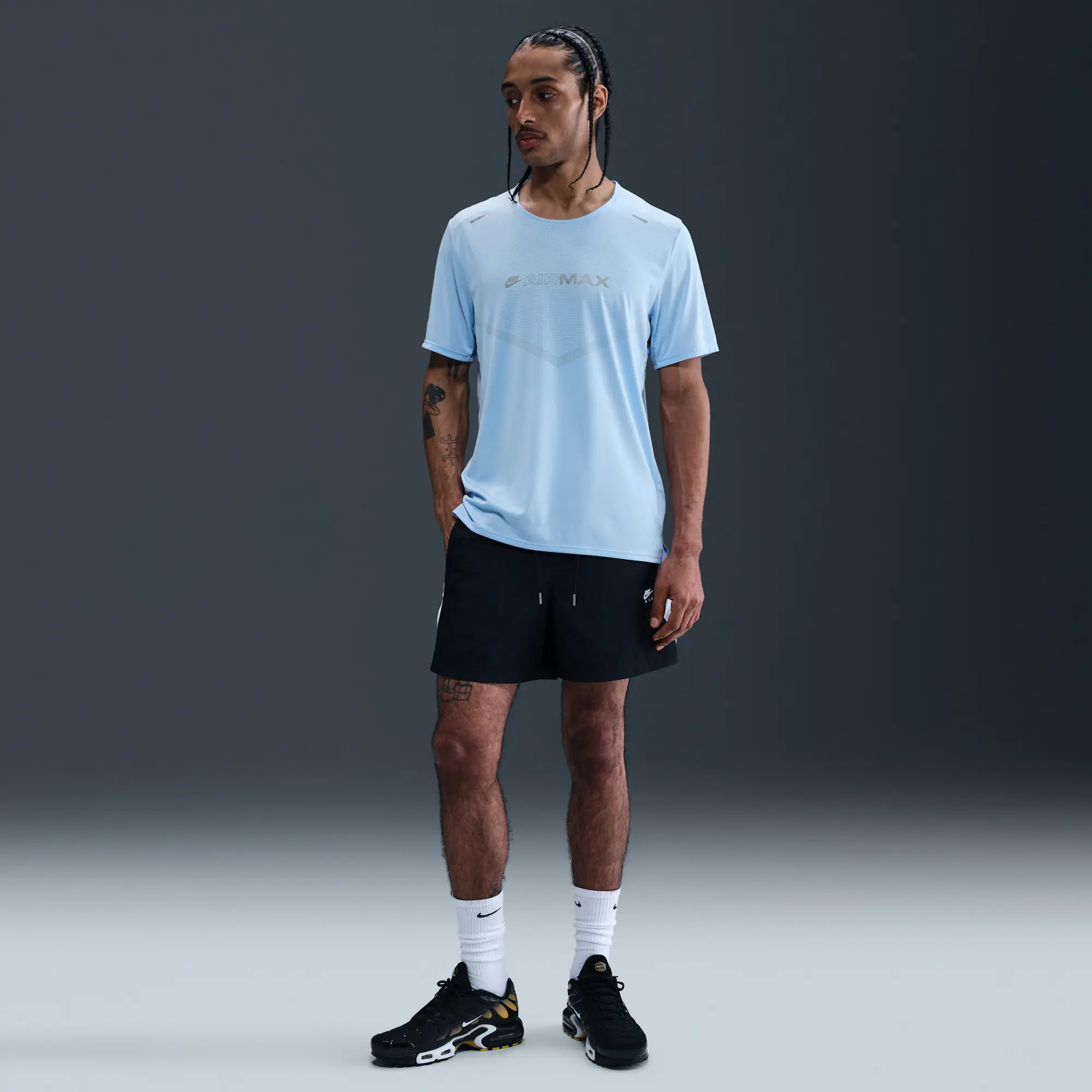 Nike Air Max Men's Dri-FIT T-Shirt - Blue - Sustainable Materials
