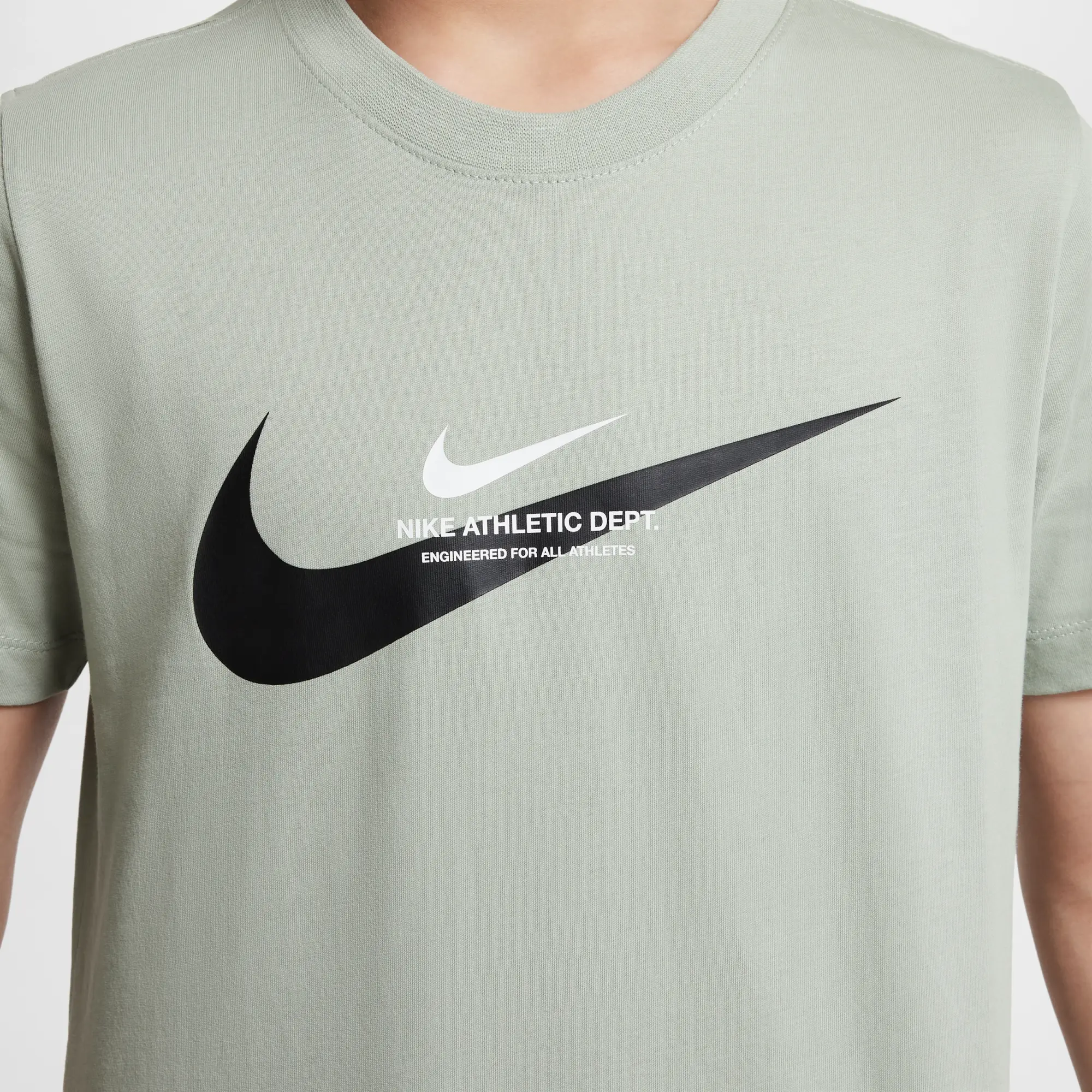 Nike Sportswear Older Kids' (Boys') T-Shirt - Green - Fleece