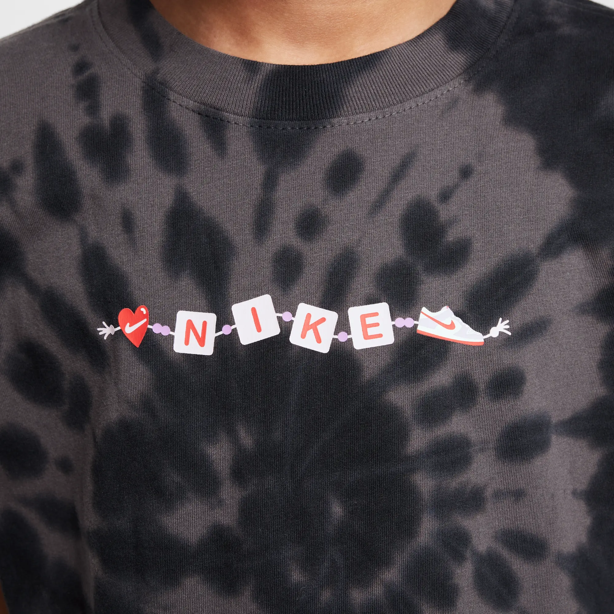 Nike Sportswear Older Kids' (Girls') T-Shirt - Black - Cotton