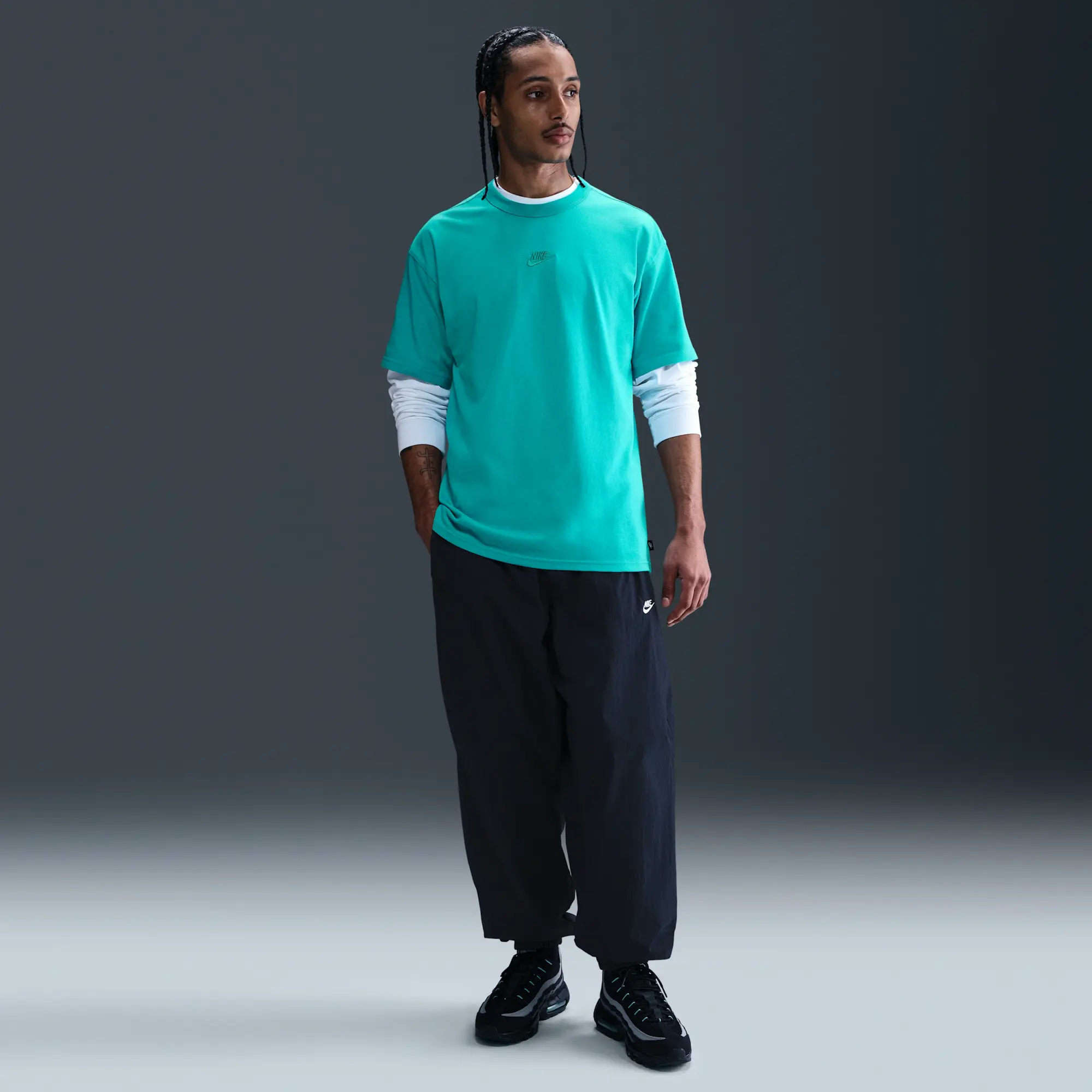 Nike Sportswear Premium Essentials Men's T-Shirt - Green - Cotton