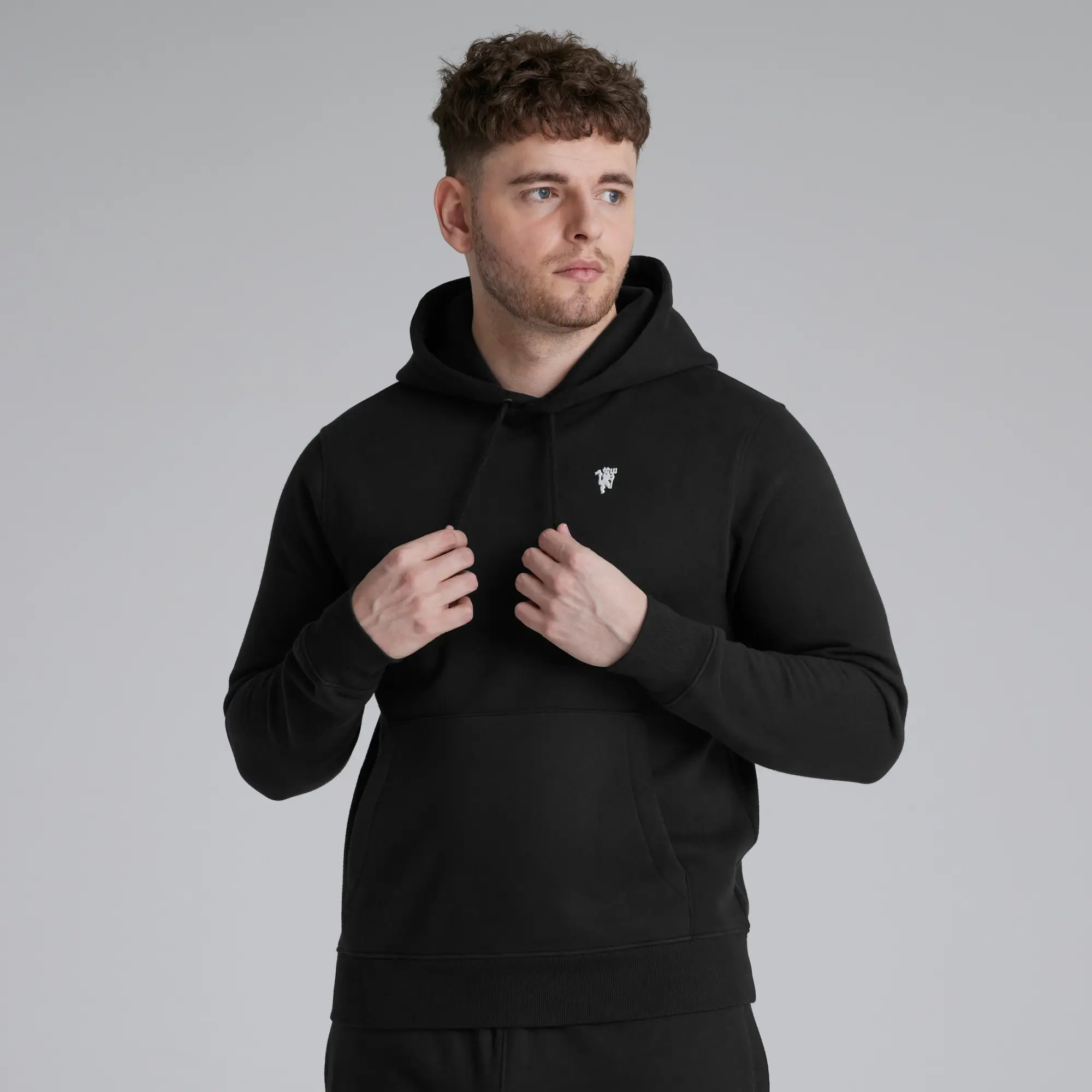 Manchester United Mens Devil Emblem Overhead Hoodie Black