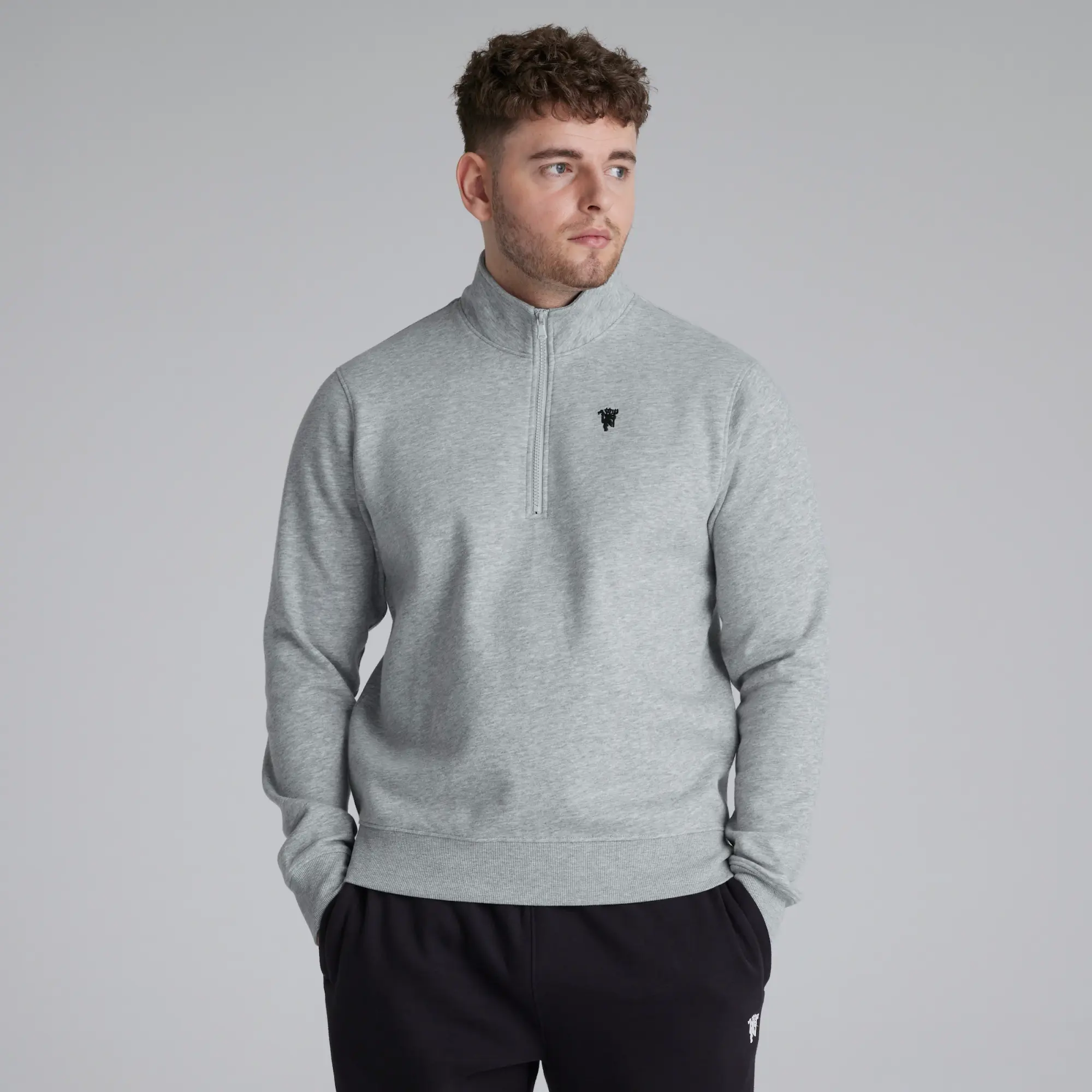 Manchester United Mens Devil Emblem 1/4 Zip Sweatshirt Grey