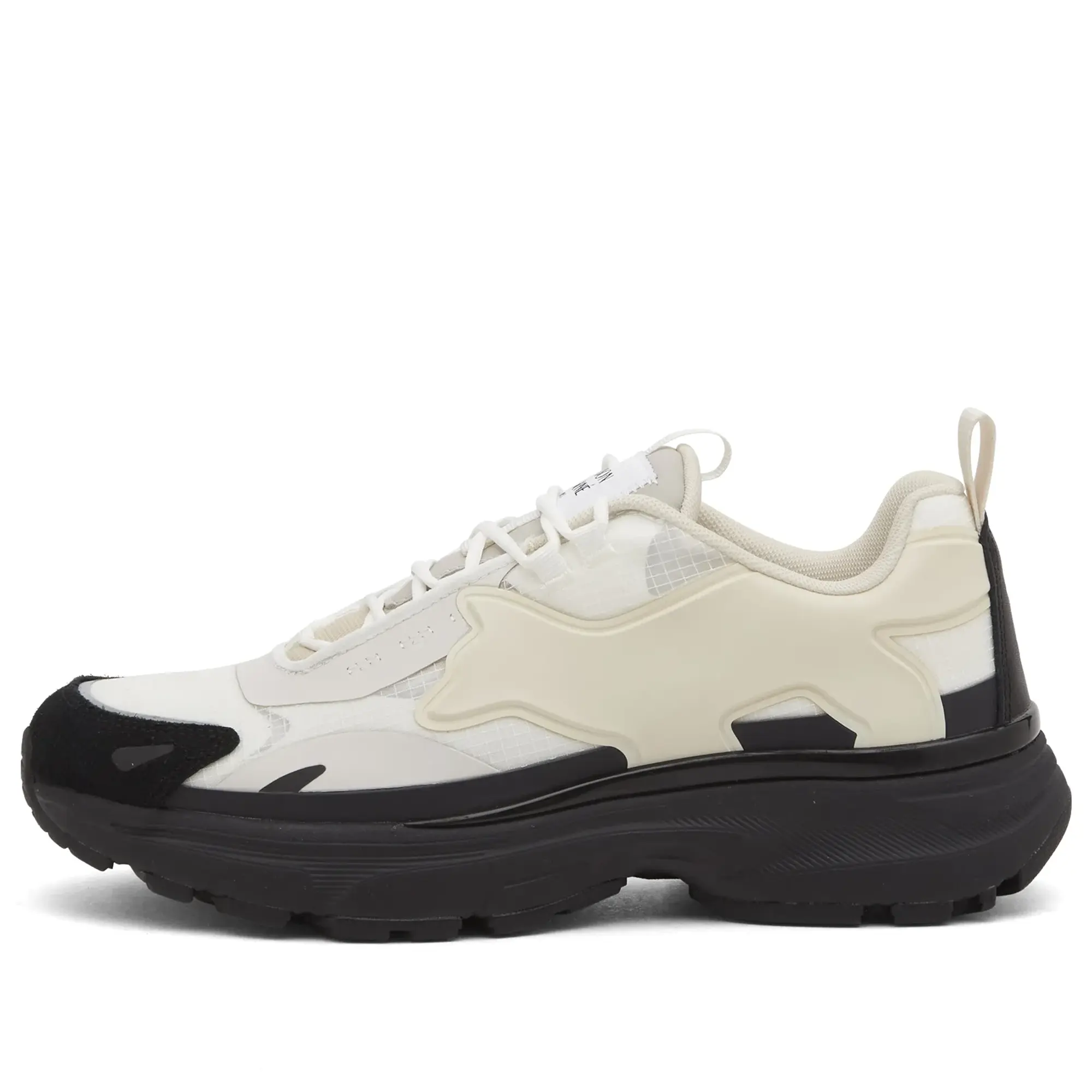 Maison Kitsune Sora Runner Sneaker Black/White
