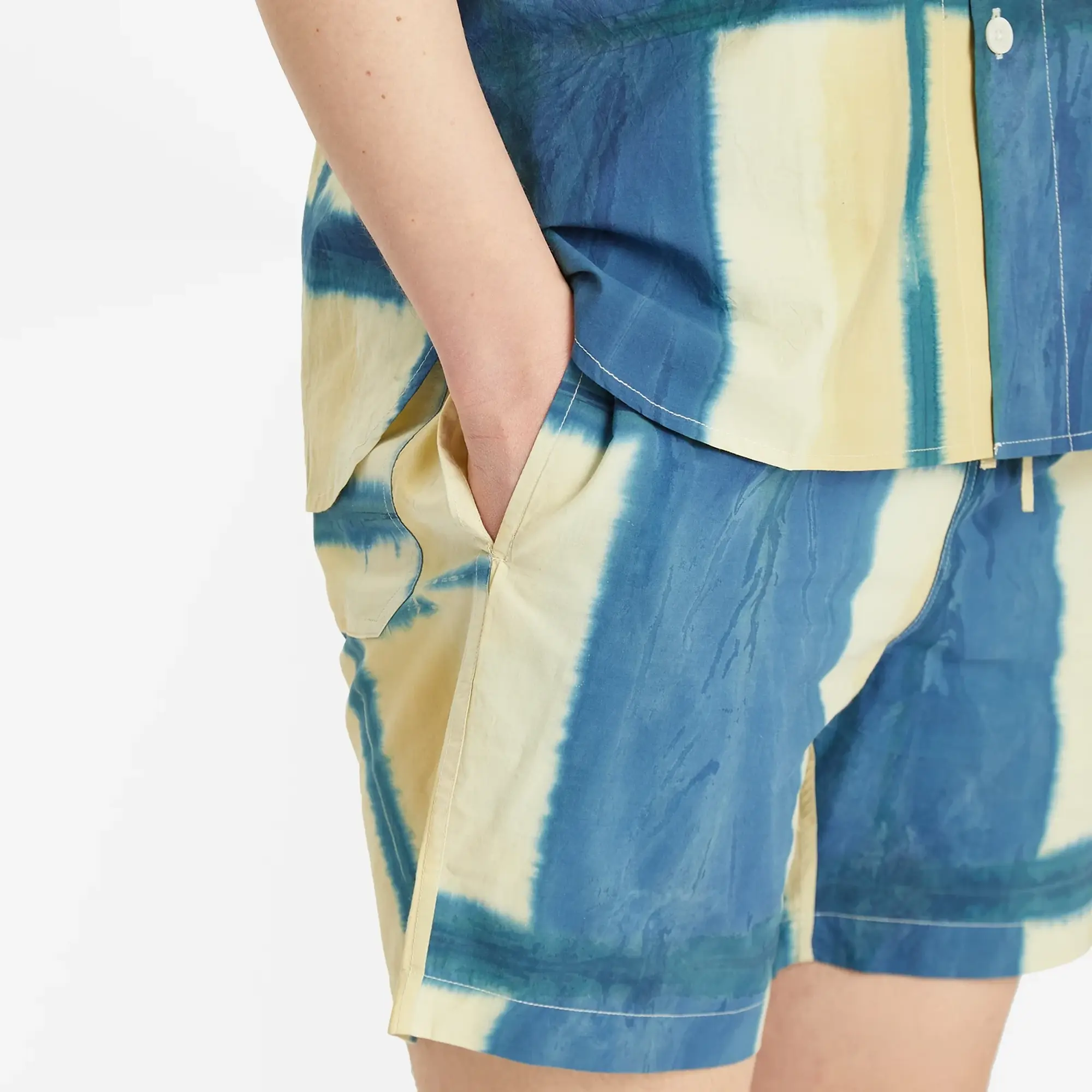 Kardo Men's Clamp Dye Drawstring Shorts Blue