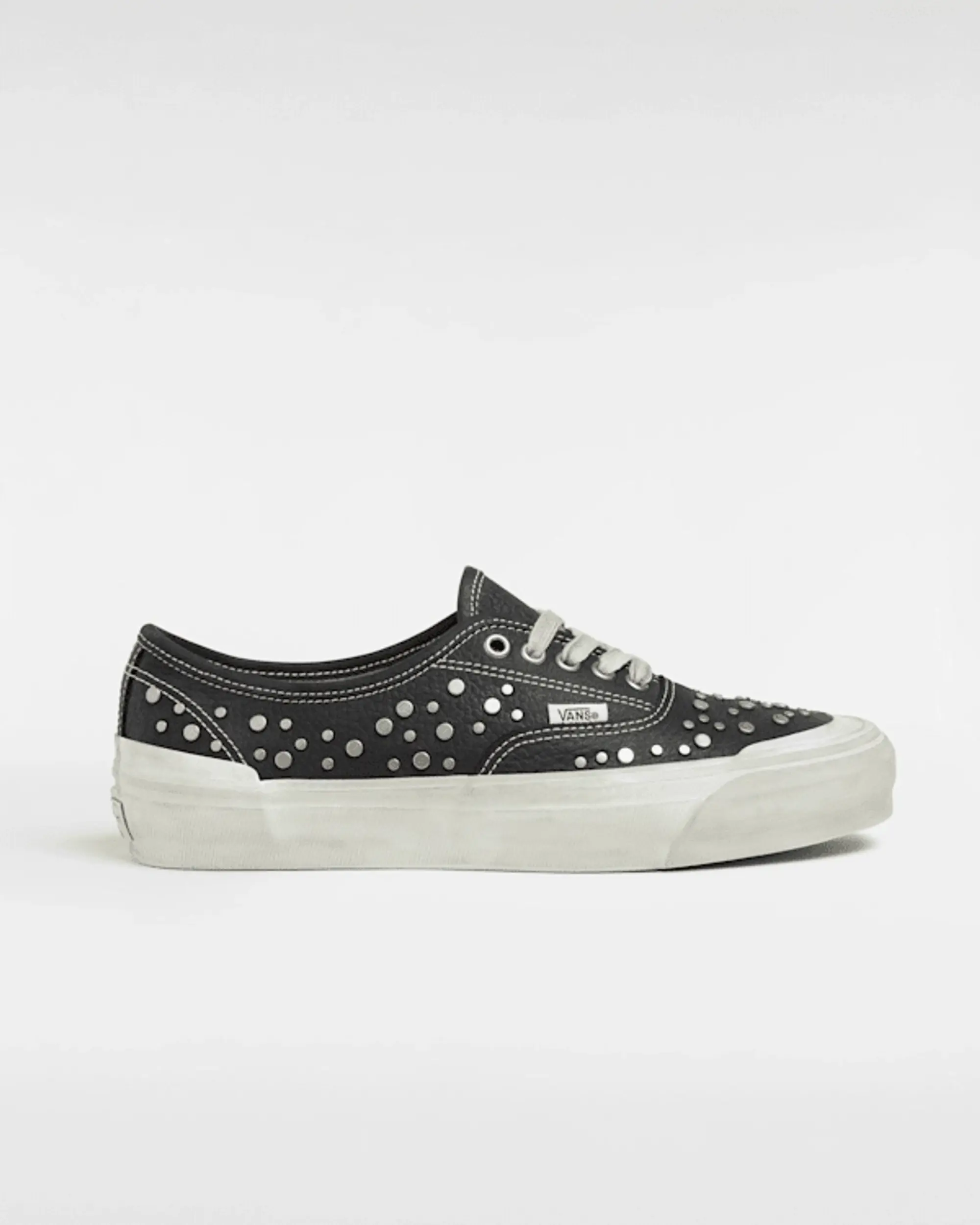 Vans - Premium Authentic Shoes, Man, Black