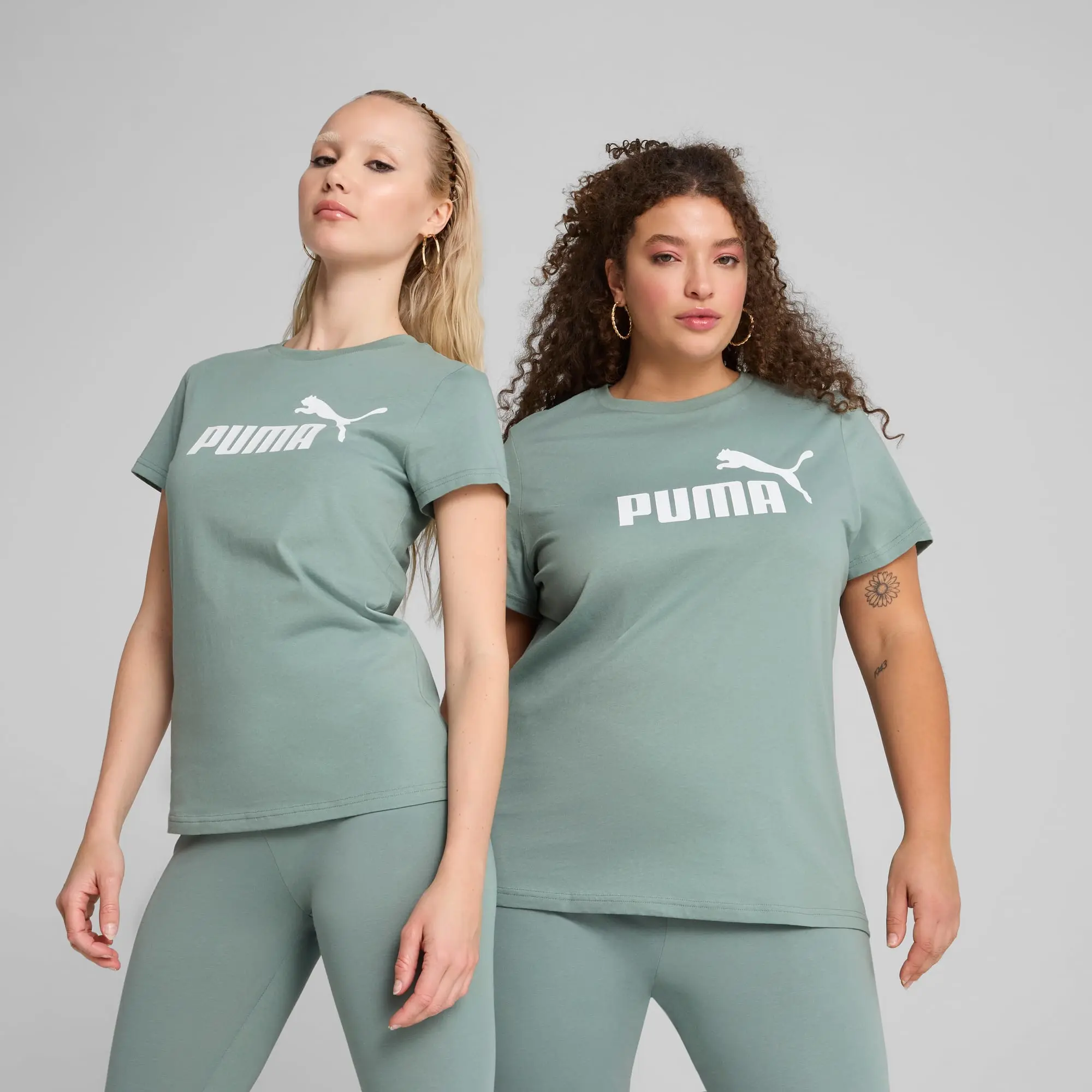 PUMA Ess No. 1 Logo T-Shirt Women, Green Moon, size 3XL