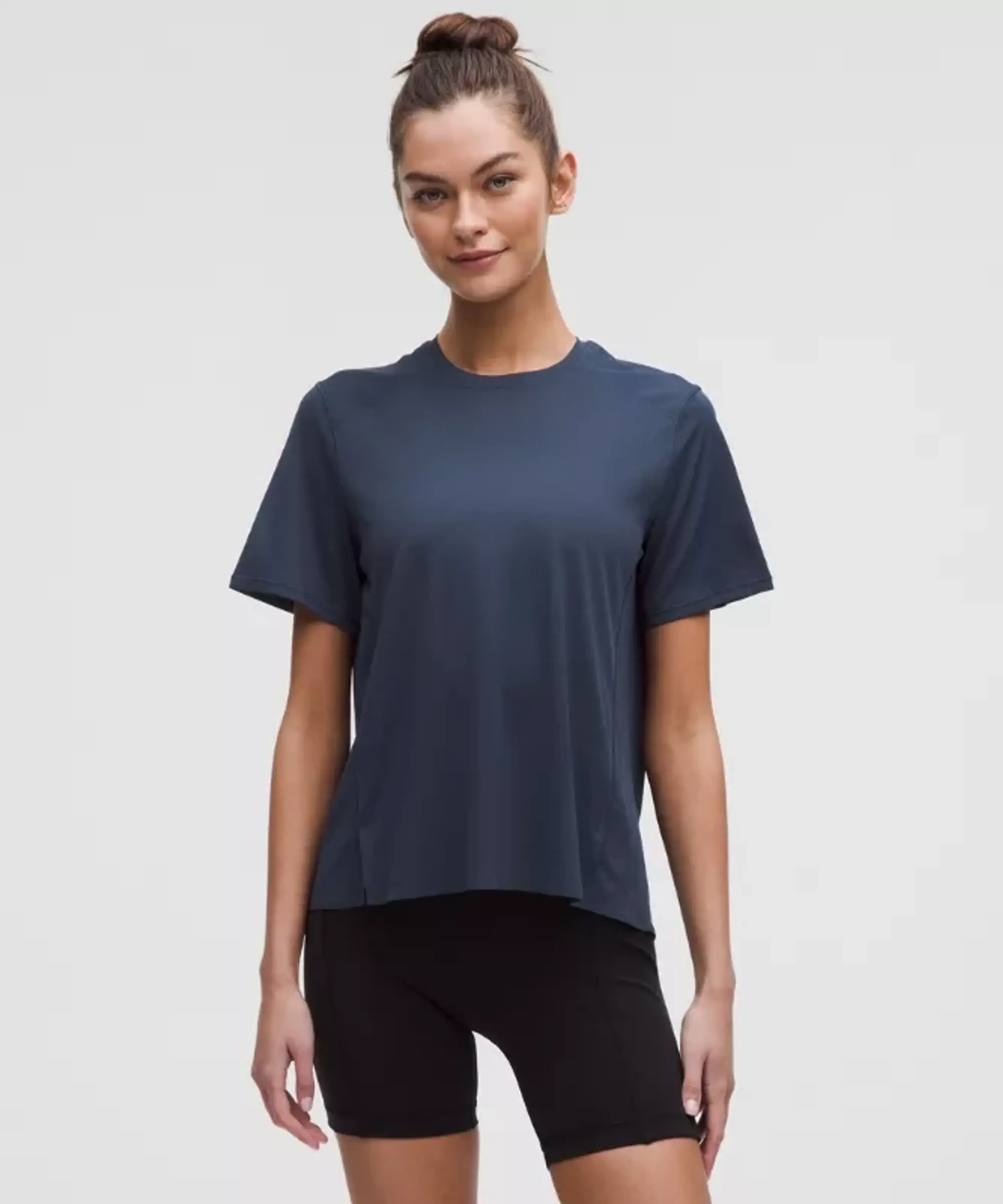 lululemon – Women's Fast and Free Short-Sleeve Shirt – Color Blue – Size L