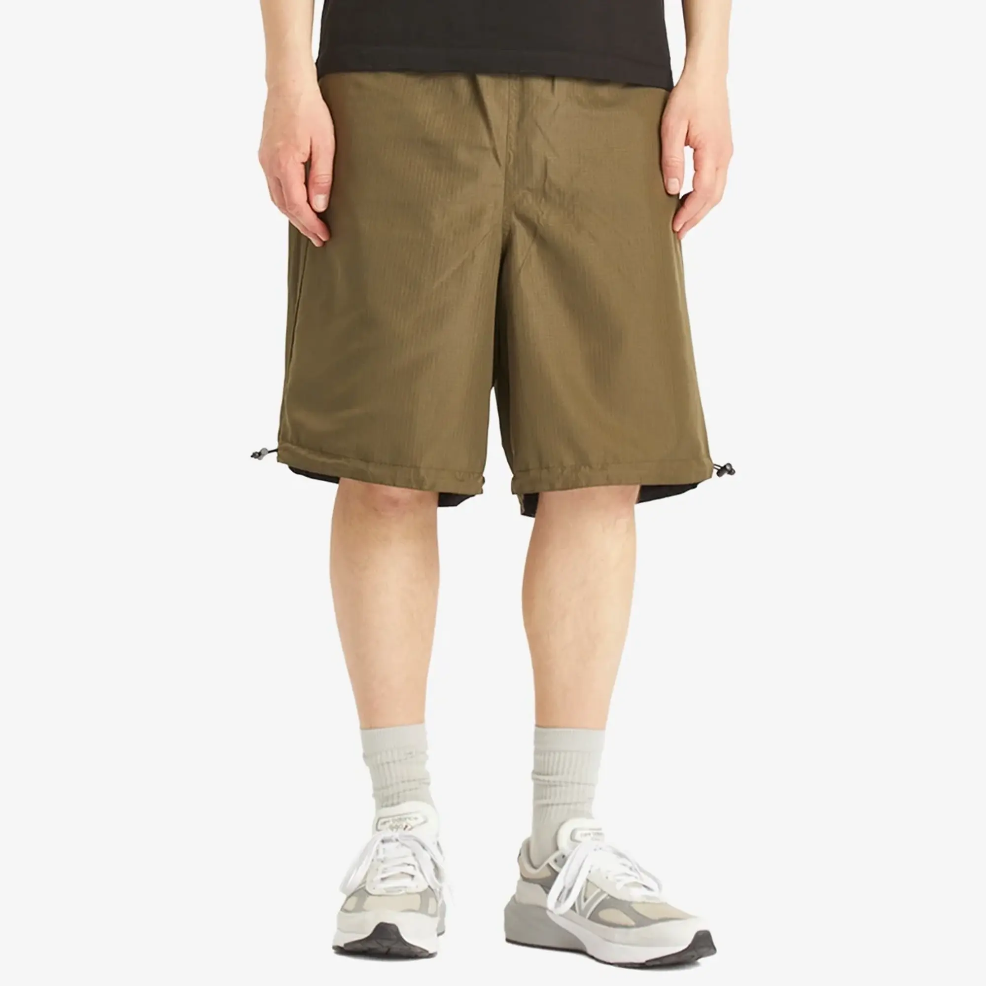 Taion Men's Military Reversible Wide Shorts Black