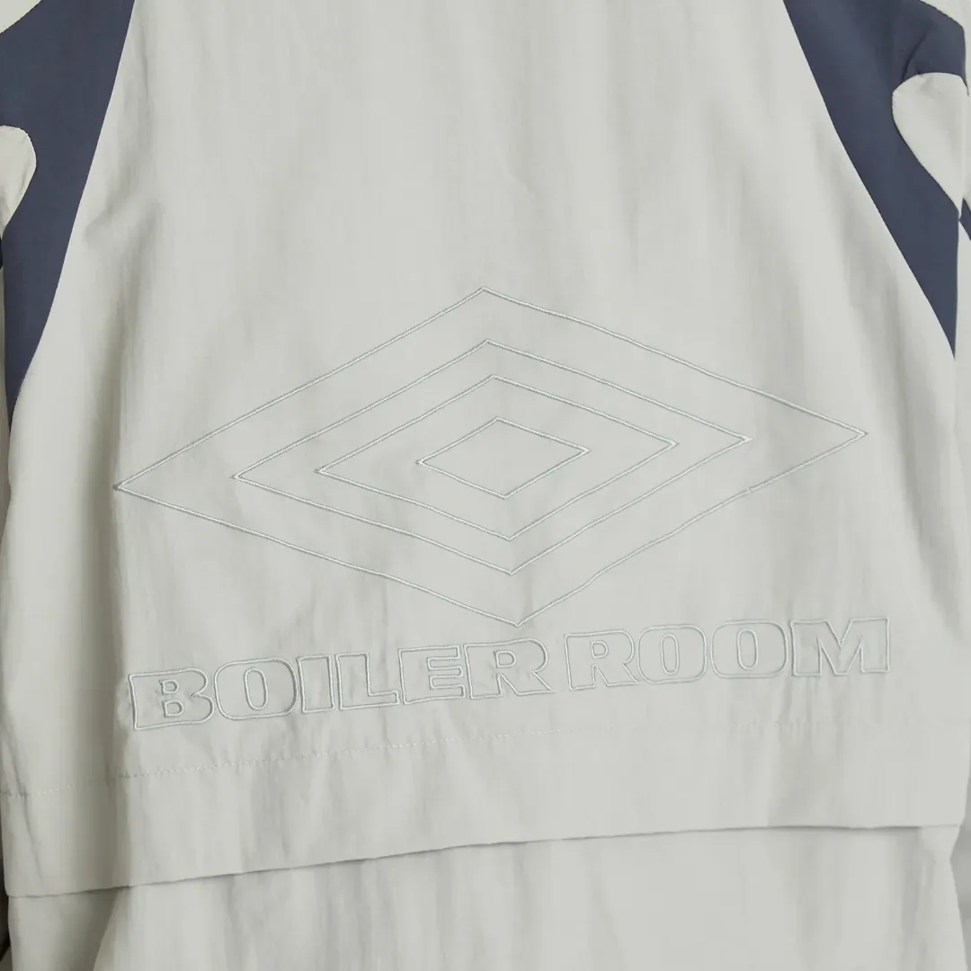 Boiler Room Men's x Umbro Shell Track Jacket Grey | UMBRJK11G-RY