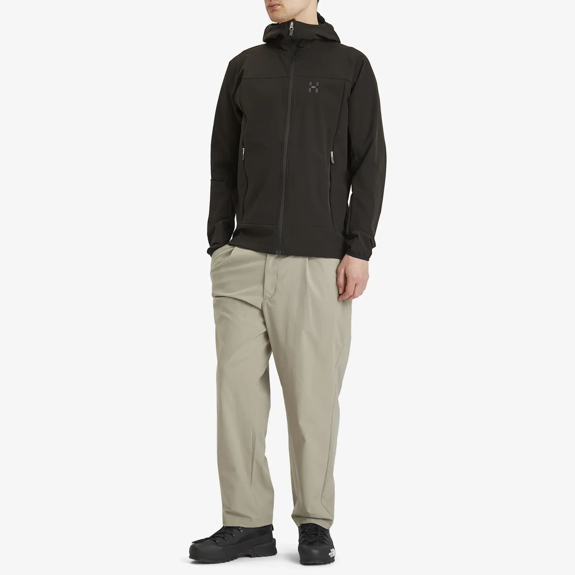Haglöfs Men's Rosson Softshell Hooded Jacket True Black