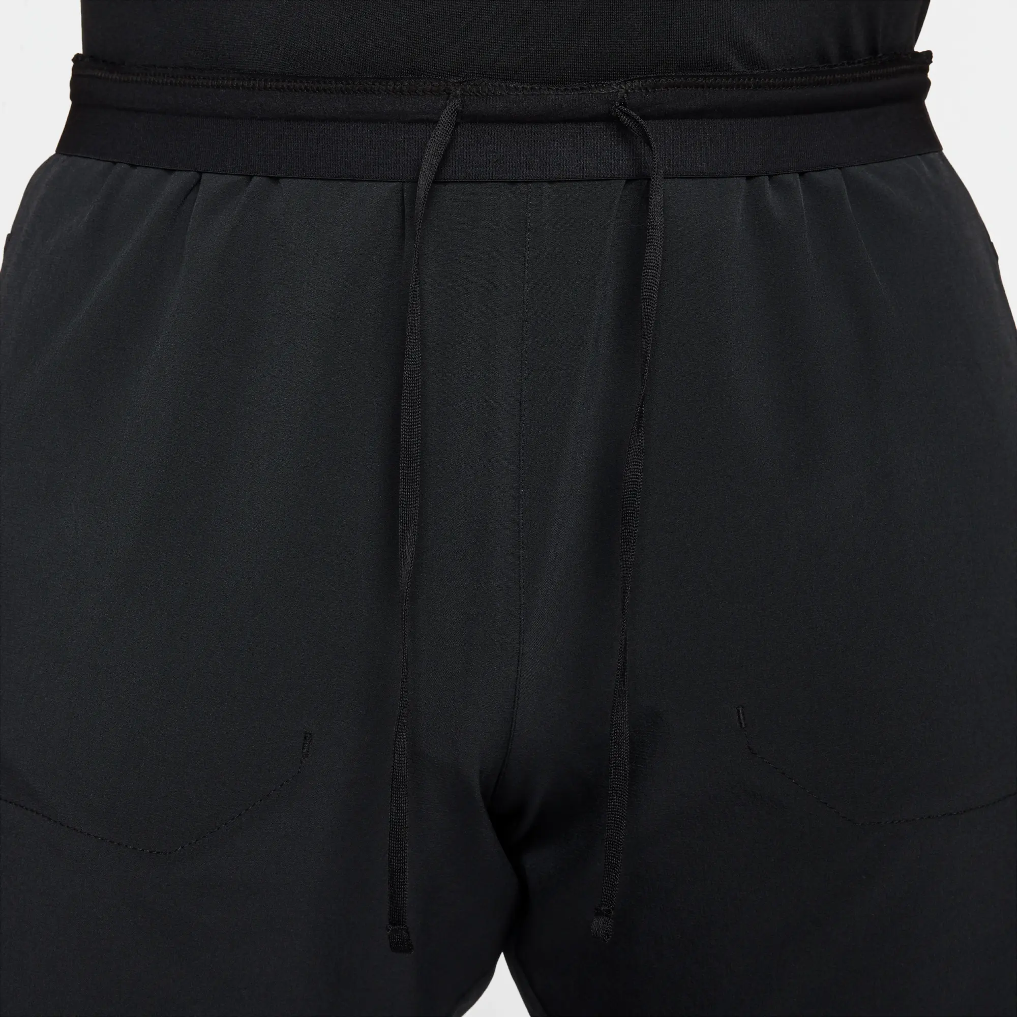 Nike Air Max Men's Woven Shorts - Black - Polyester/Elastane
