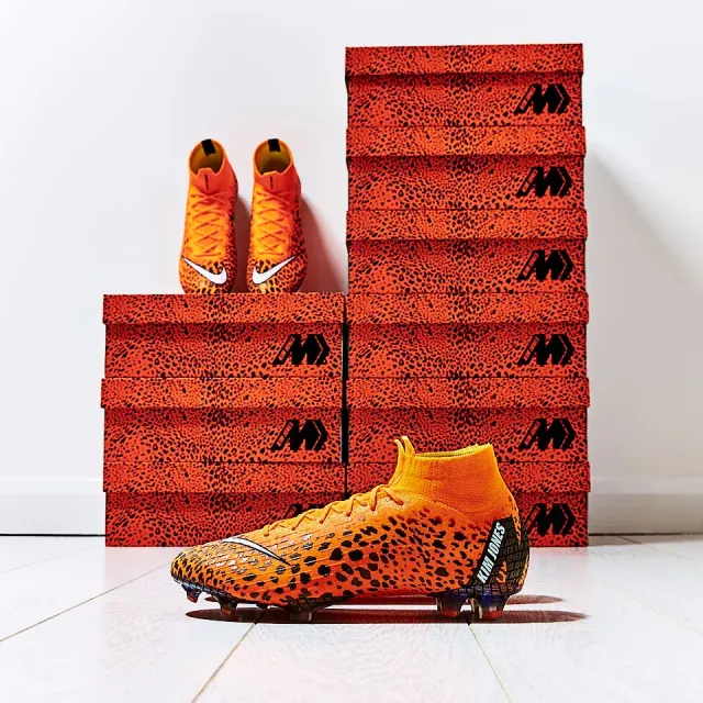 Nike Mercurial オレンジ シューズ mercurial-v-rgn-mainpc-min.jpg